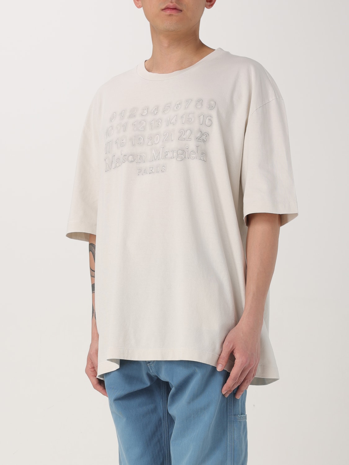 【MM25SS306】MAISON MARGIELA メンズTシャツ S50GC0705 S24567 MAISON MARGIELA - T-shirt with embroidered logo | Leam Roma