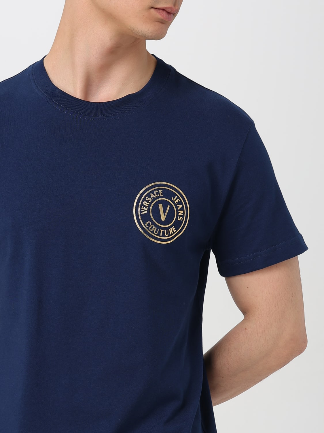 Tシャツ・カットソー VERSACE JEANS COUTURE Men T-shirt Blue 78GAHT00CJ00T G83 VERSACE JEANS COUTURE: T-shirt men - Blue | Versace Jeans