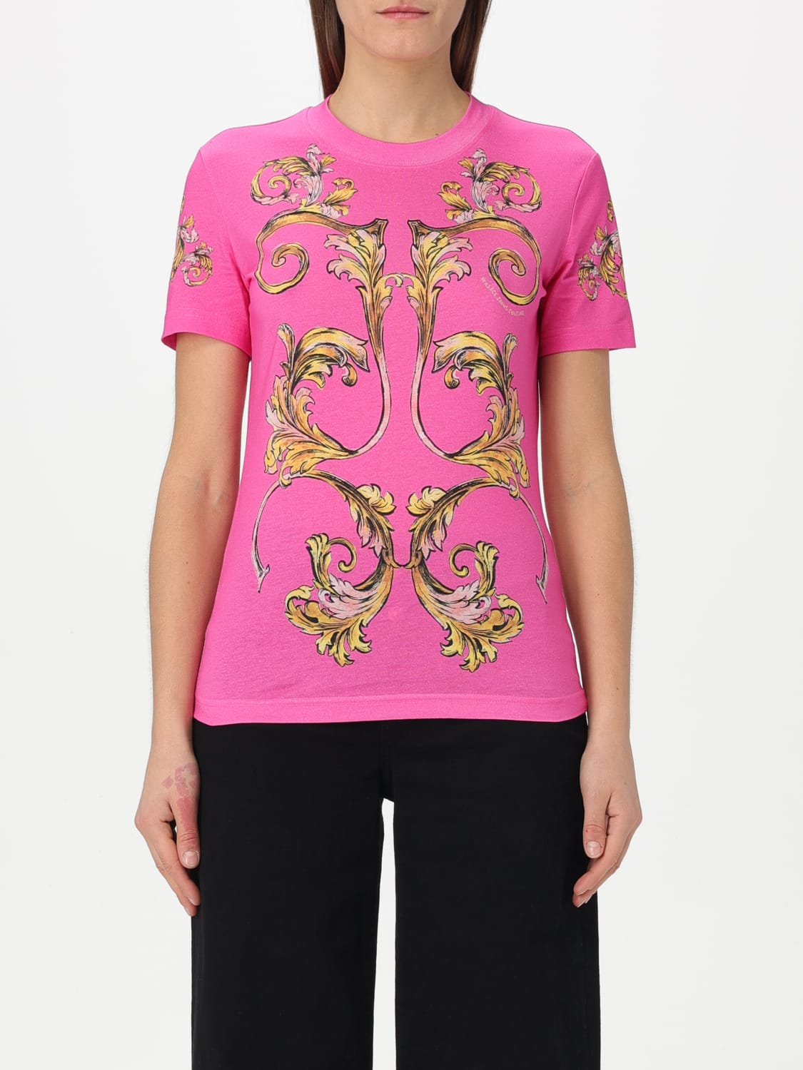 VERSACE JEANS COUTURE T-SHIRTS: T-shirt in cotone con stampa barocca Versace Jeans Couture, Rosa - Img 1