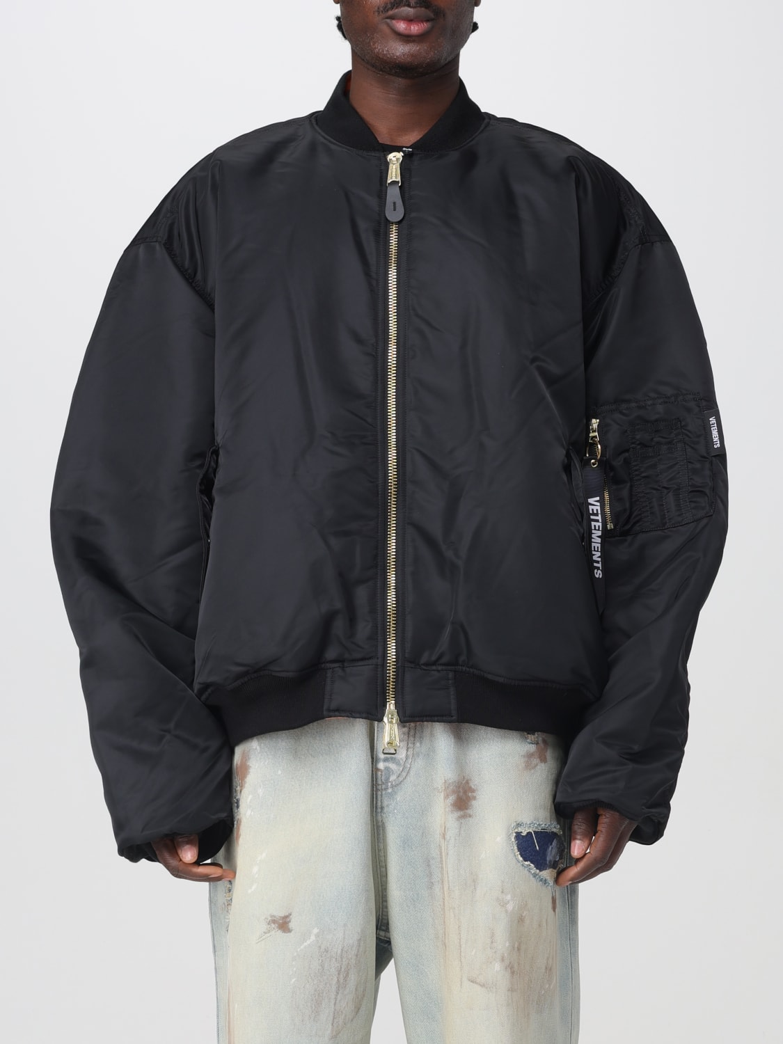 アウターその他 VETEMENTS Men Coat Multicolor UA66JA300E GREEN VETEMENTS camouflage-print Puffer Jacket | Green | FARFETCH