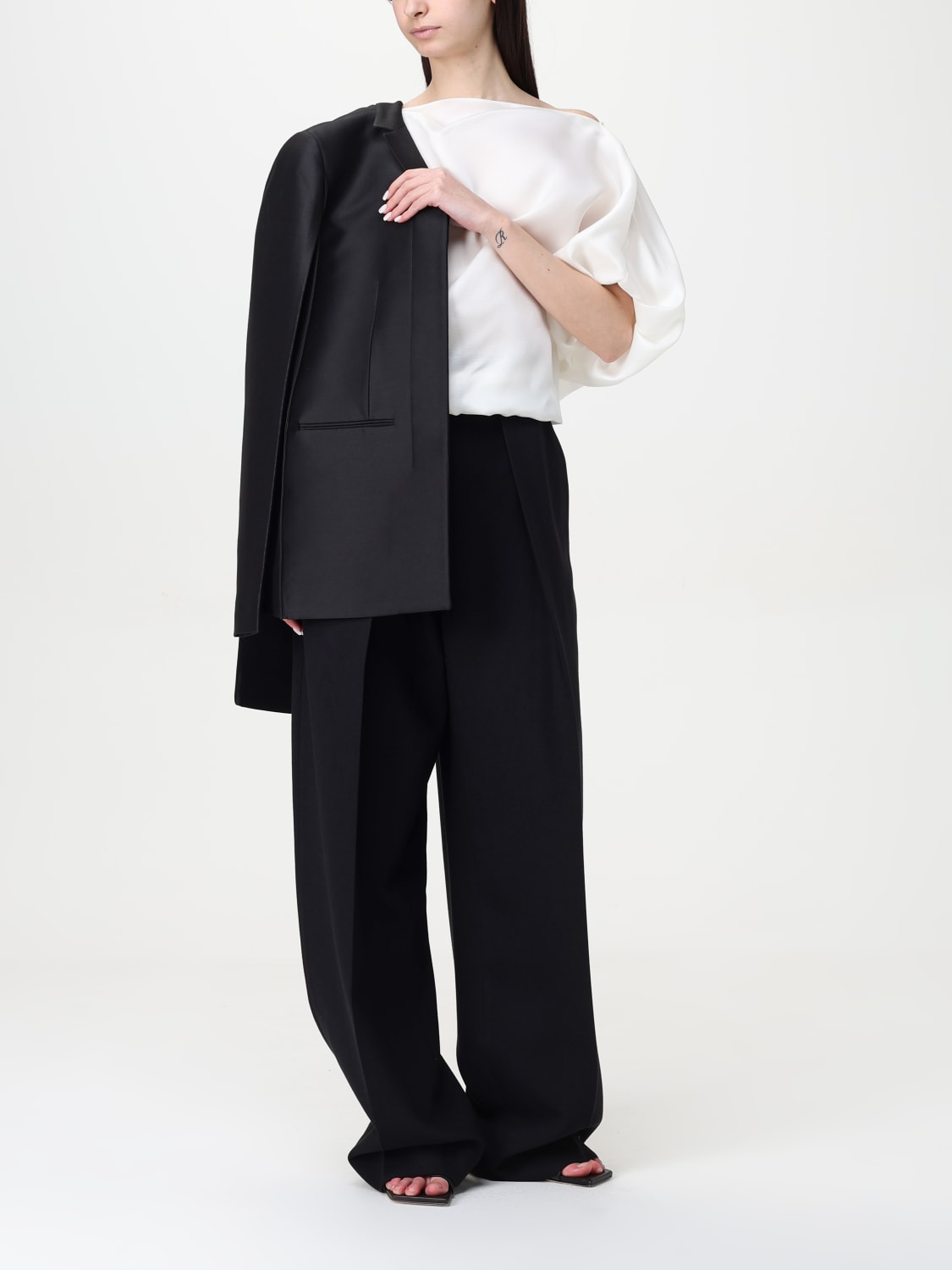 ボトムスその他 KHAITE Women Pants 31564092 W4092 200 Black Marnie Pant in Black – KHAITE