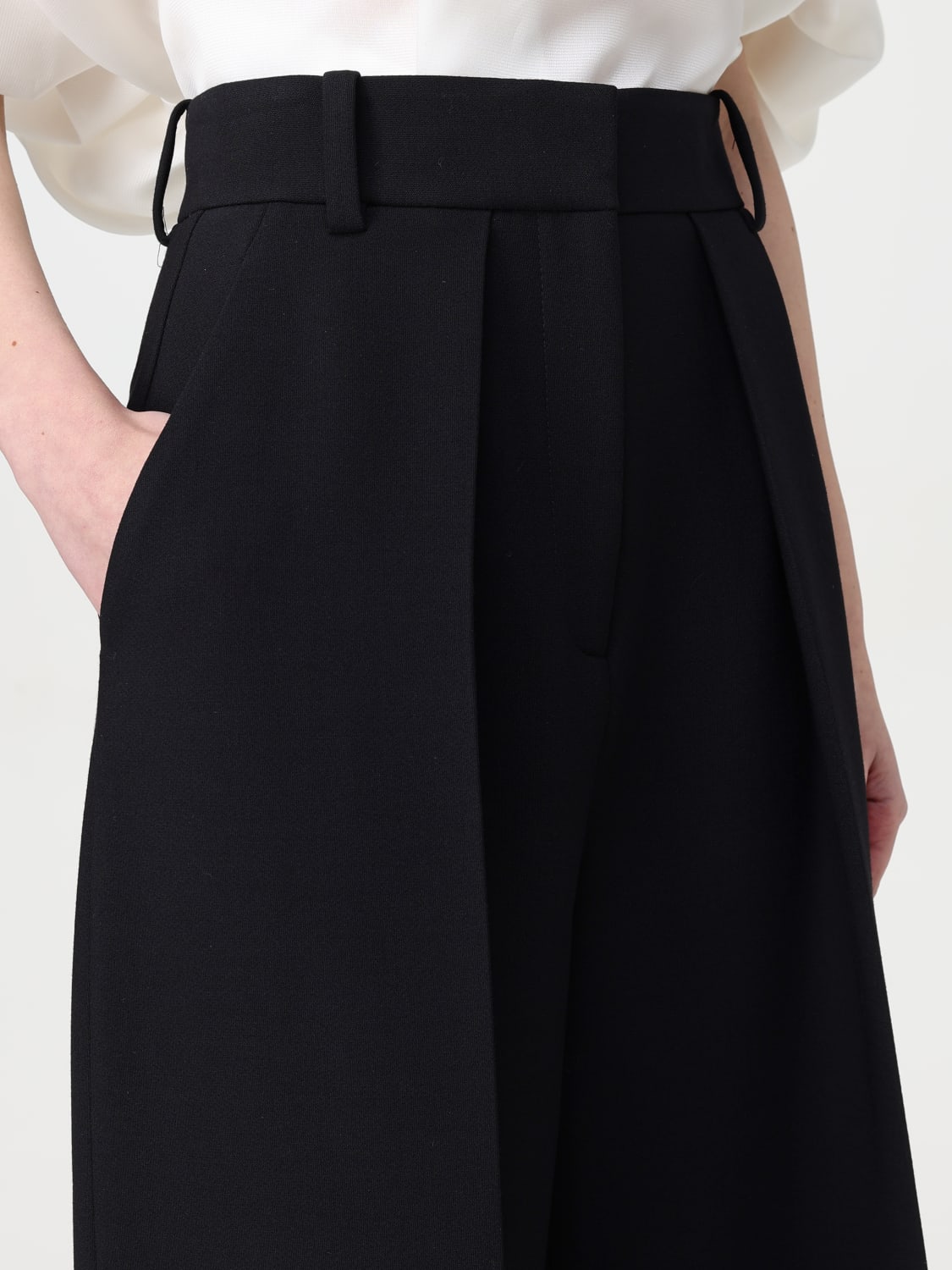 パンツ KHAITE Women Straight Pants 31564092W4092 200 BLACK KHAITE: Pants woman - Black | Khaite pants 31564092W4092