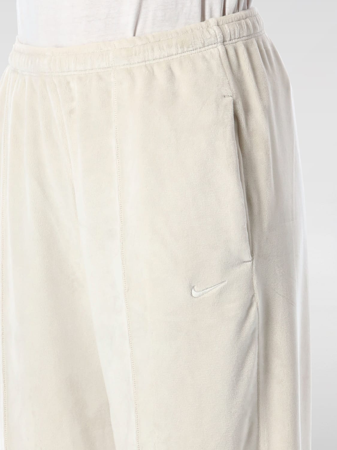 NIKE: Pants woman - White | Nike pants HJ0922 online at