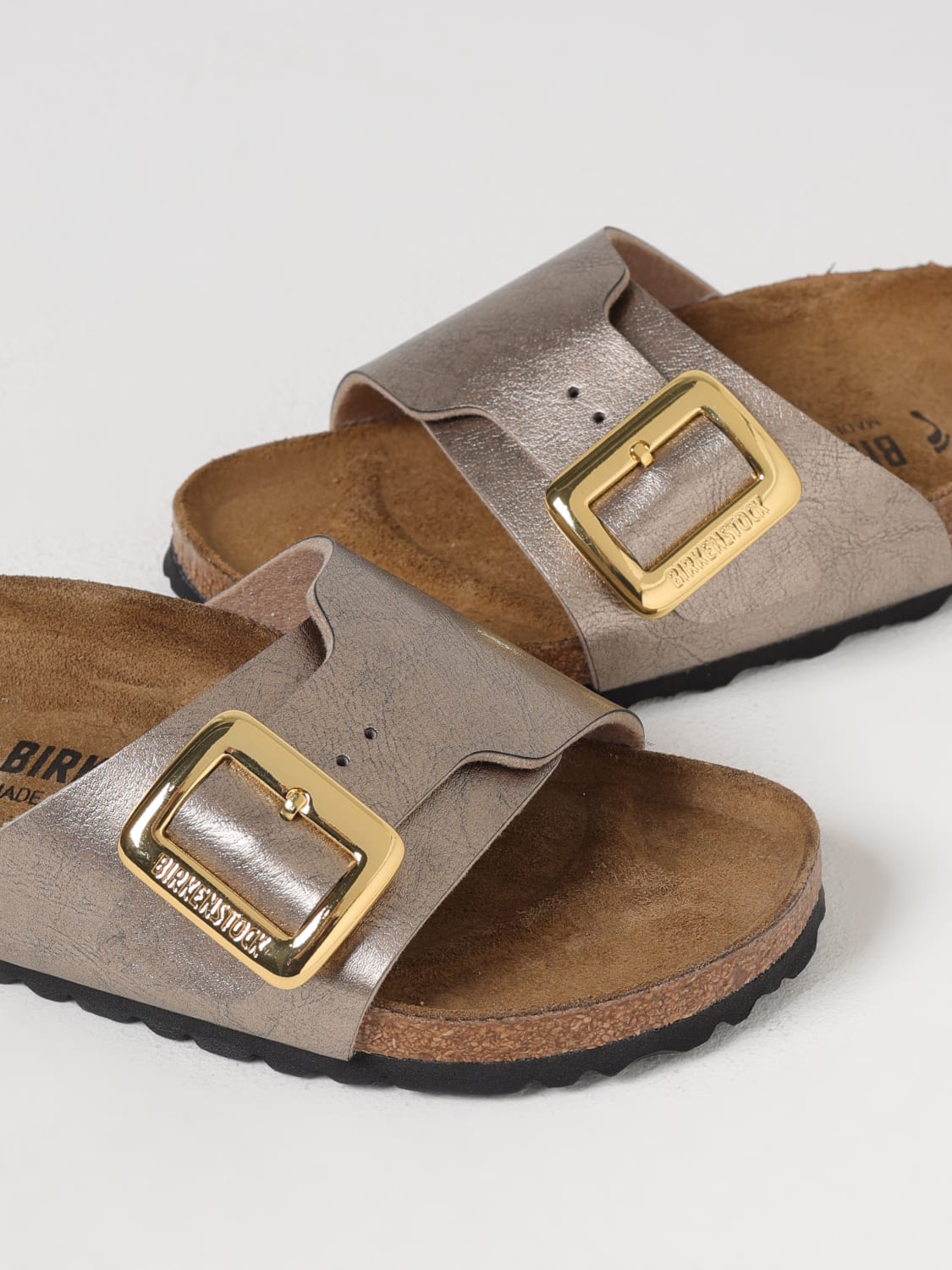 シューズ・サンダルその他 BIRKENSTOCK Woman Flat sandals Dove Grey 1029372 Birkenstock® Arizona Soft Footbed Sandal – Chattanooga Shoe Co.