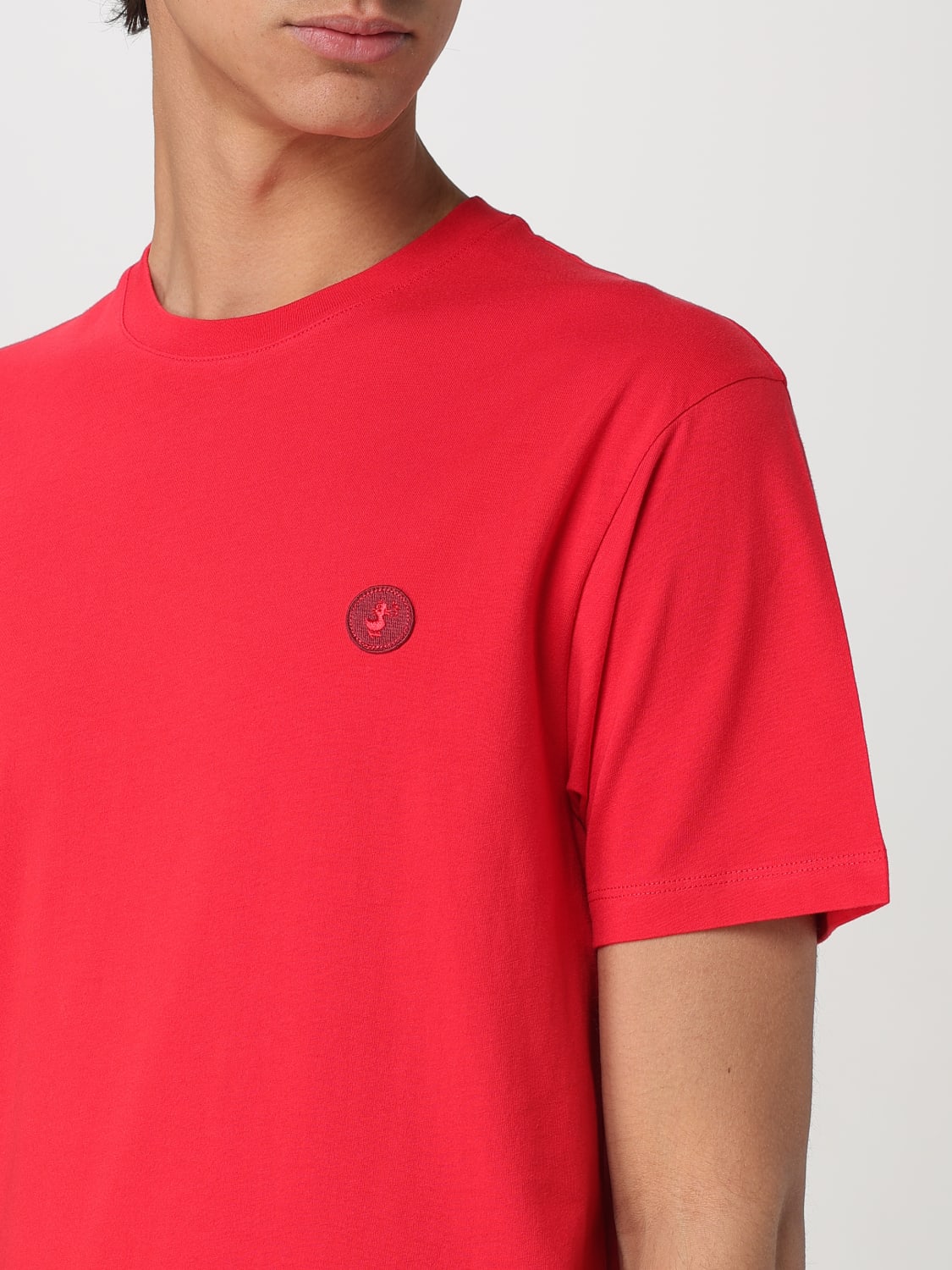 Tシャツ・カットソー SAVE THE DUCK Men T-shirt Red DT1194MBESY20 70020 SAVE THE DUCK: T-shirt men - Red | Save The Duck t-shirt