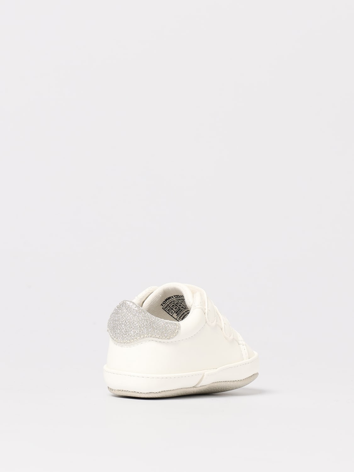 TOMMY HILFIGER SNEAKERS: Sneakers in eco pelle con logo Tommy Hilfiger, Bianco - Img 3