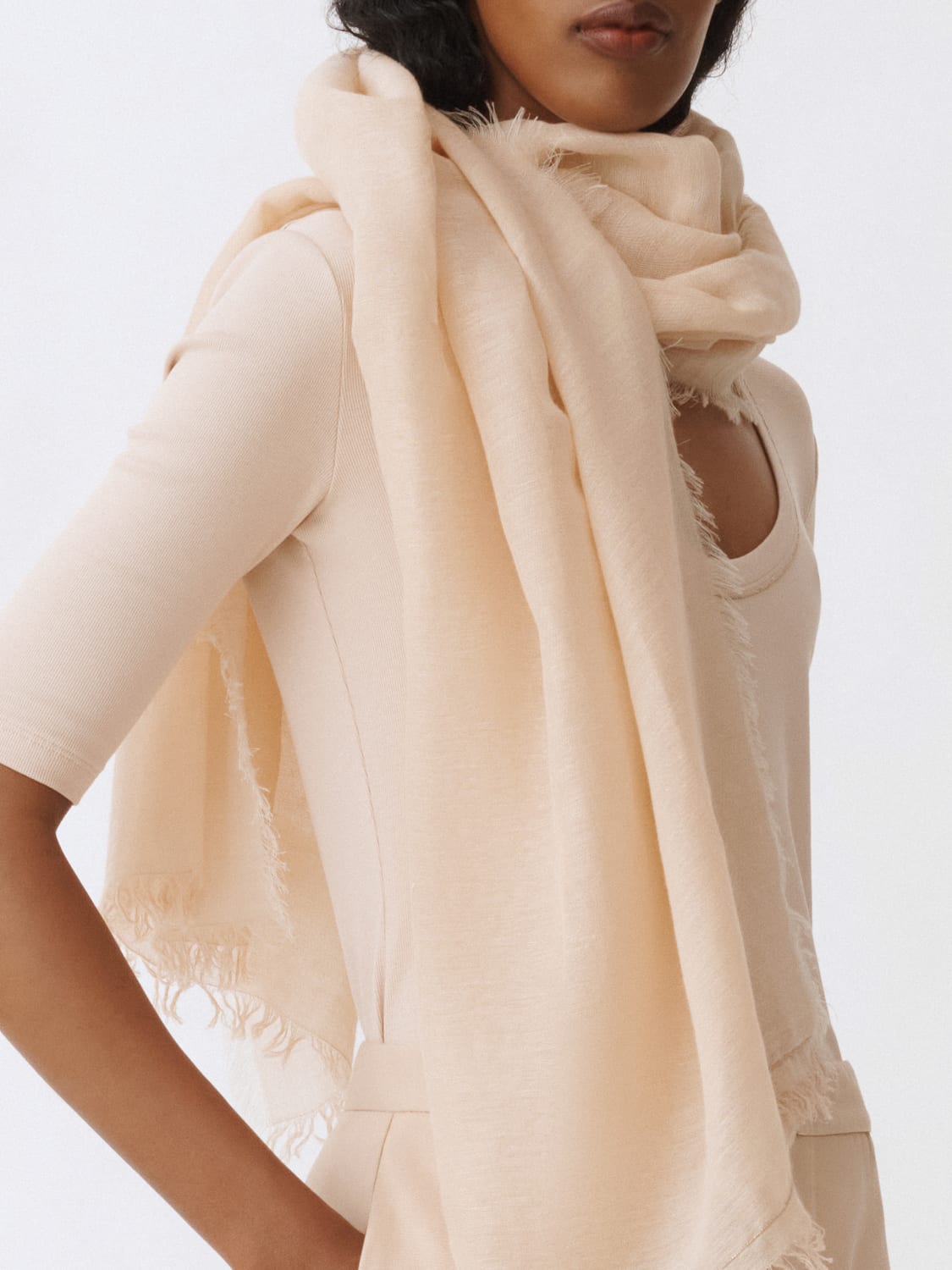 スカーフ FABIANA FILIPPI Woman Scarf Sand SAD265A803L274 1261 FABIANA FILIPPI: Scarf woman - Sand | Fabiana Filippi scarf