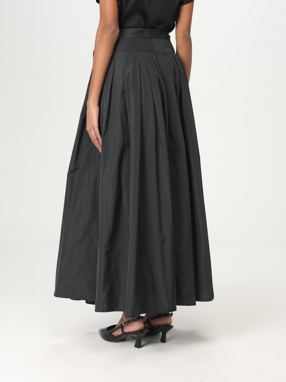 スカート MAX MARA Woman Skirt Black 2421106023600 006 Black linen Max Mara skirt, size S – Yohara Vintage