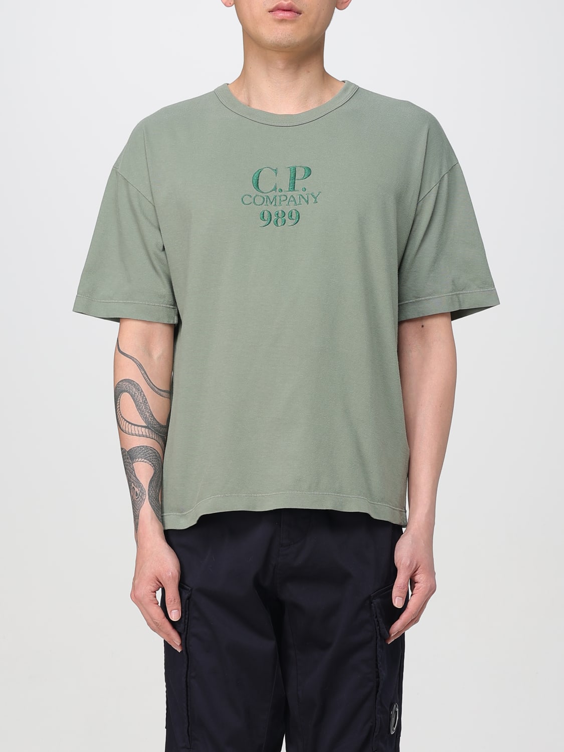 Tシャツ・カットソー C.P. COMPANY Men T-shirt Green 18CMTS284A005697G 669 CP Company Logo Men's T-Shirt Green 16CMTS148A006203W-626