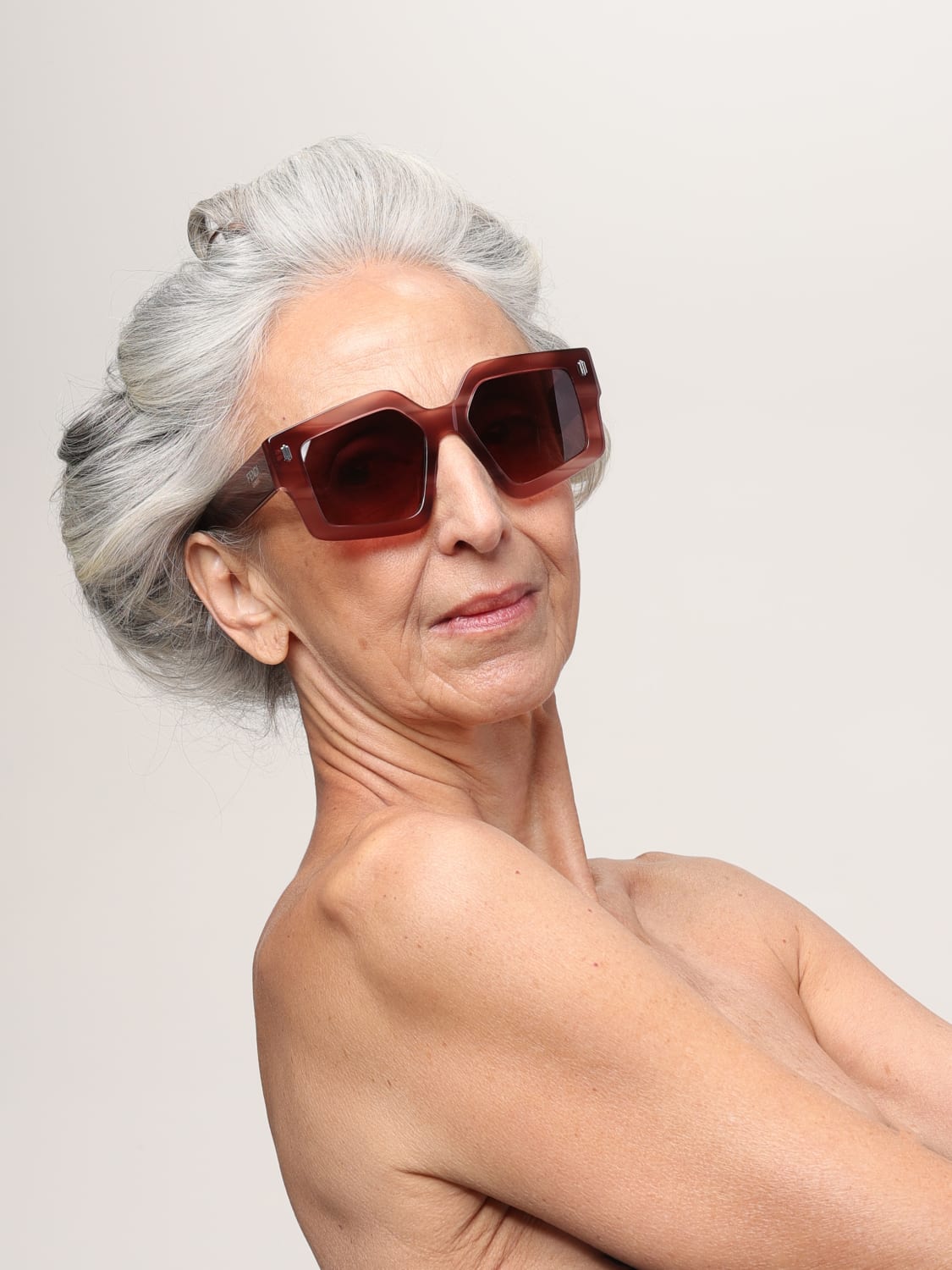 FENDI SUNGLASSES: Sunglasses woman Fendi, Burgundy - Img 2