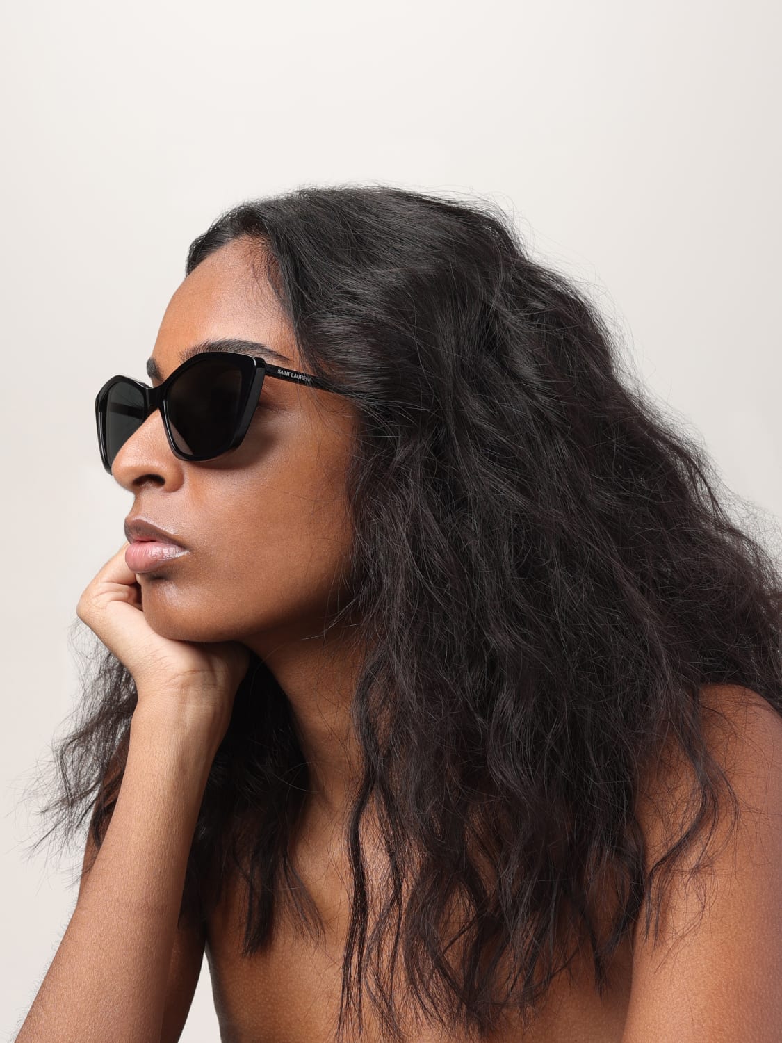 SAINT LAURENT: Sunglasses woman - Black | Saint Laurent