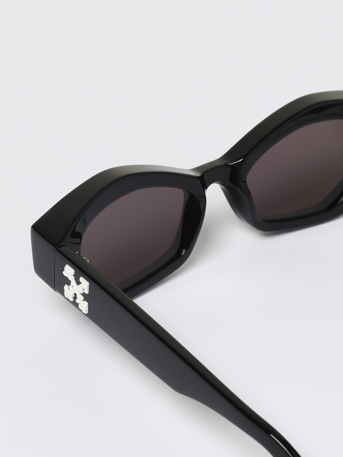 OFF-WHITE: Sunglasses men - Black | Off-White sunglasses