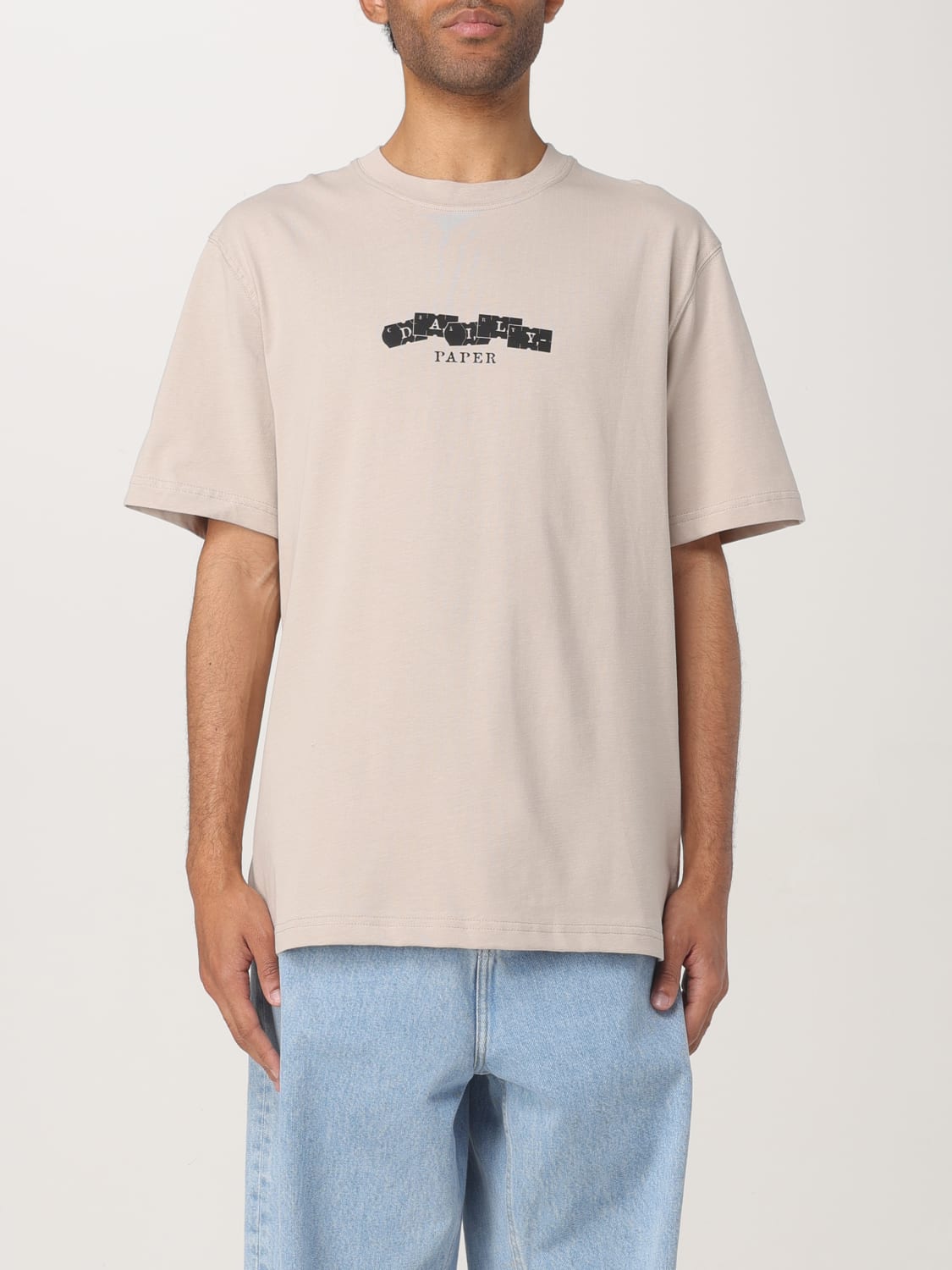 Tシャツ・カットソー DAILY PAPER Men T-shirt Beige 2511049 NACREOUS CLOUDS Daily Paper - Nacreous Clouds Tag T-Shirt – Daily Paper US