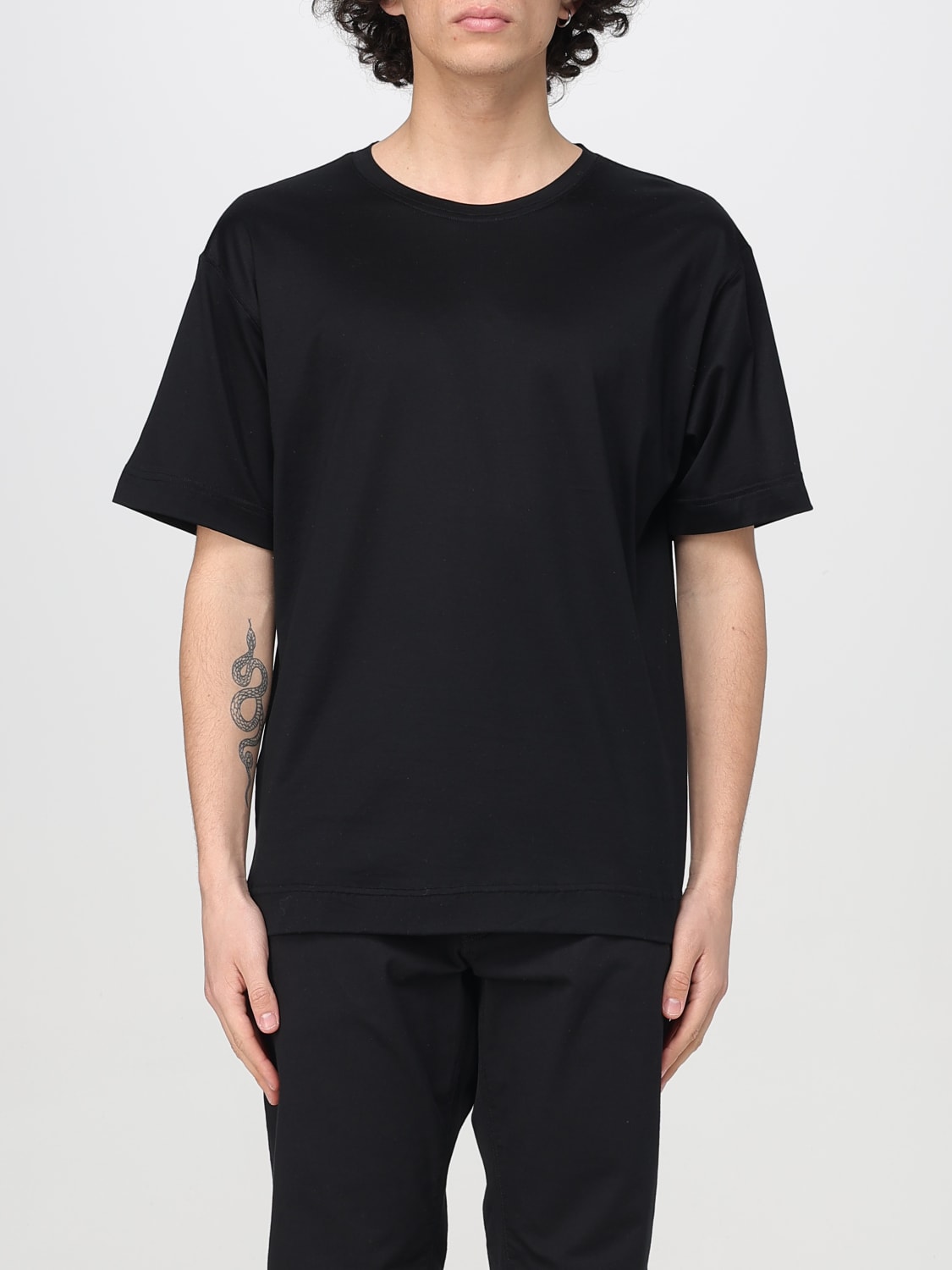 Tシャツ・カットソー TAGLIATORE Men T-shirt Black KEYSPWE2509 NERO TAGLIATORE: T-shirt men - Black | Tagliatore t-shirt