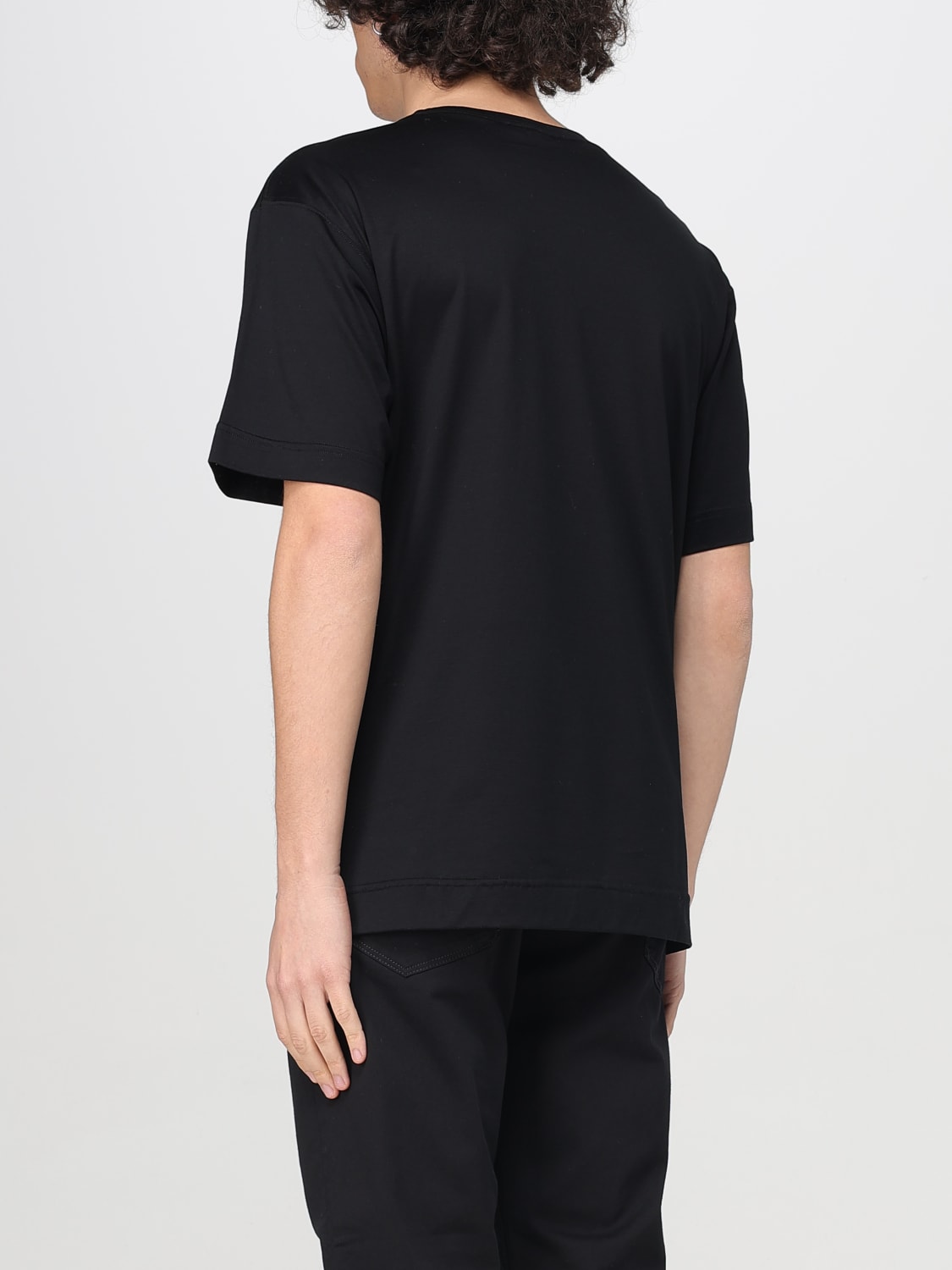 Tシャツ・カットソー TAGLIATORE Men T-shirt Black KEYSPWE2509 NERO TAGLIATORE: T-shirt men - Black | Tagliatore t-shirt