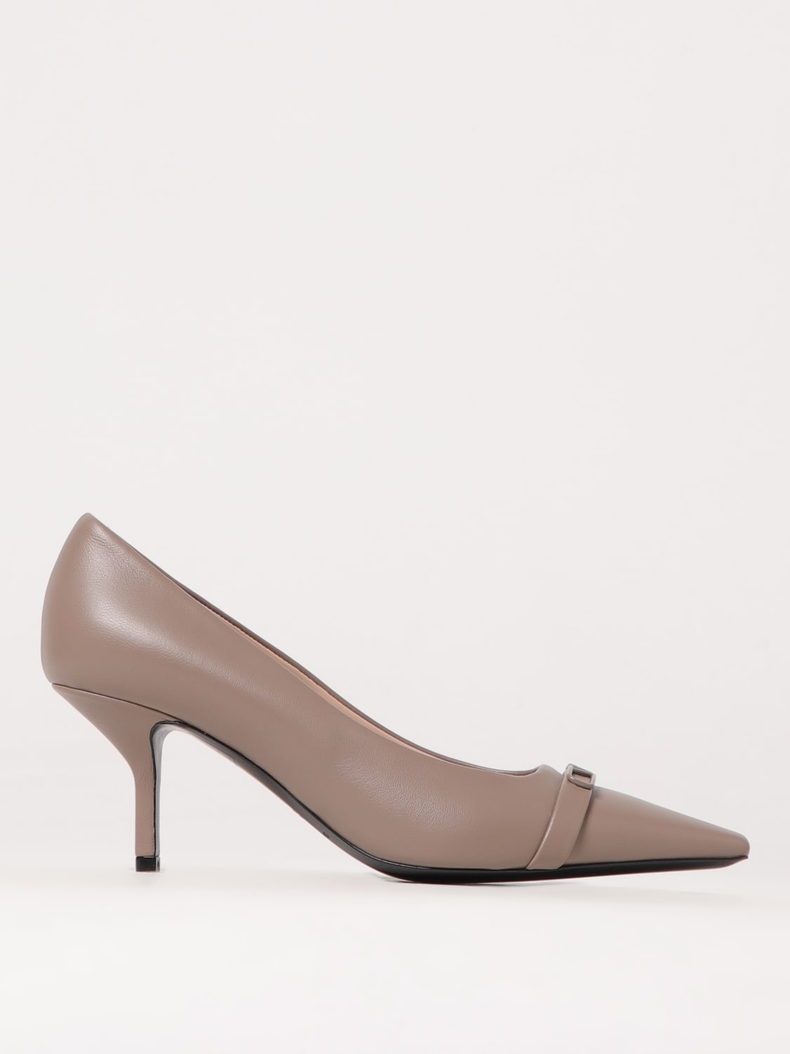 ローファー・オックスフォード EMPORIO ARMANI Woman Oxford shoes Beige X3E488XF271 00047 EMPORIO ARMANI: Oxford shoes woman - Beige | Emporio Armani