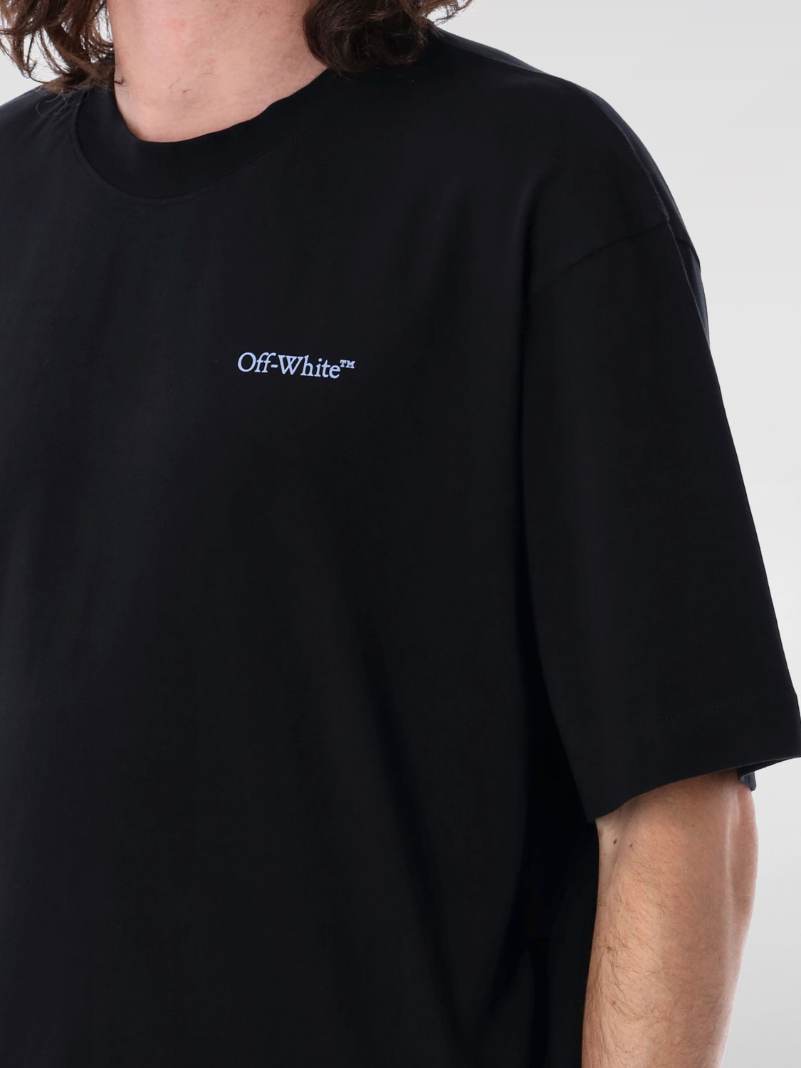 Tシャツ・カットソー Off-White Men T-shirt Black OMAA120S25JER00G 1042 OFF-WHITE:Tシャツ メンズ - ブラック | GIGLIO.COMオンライン
