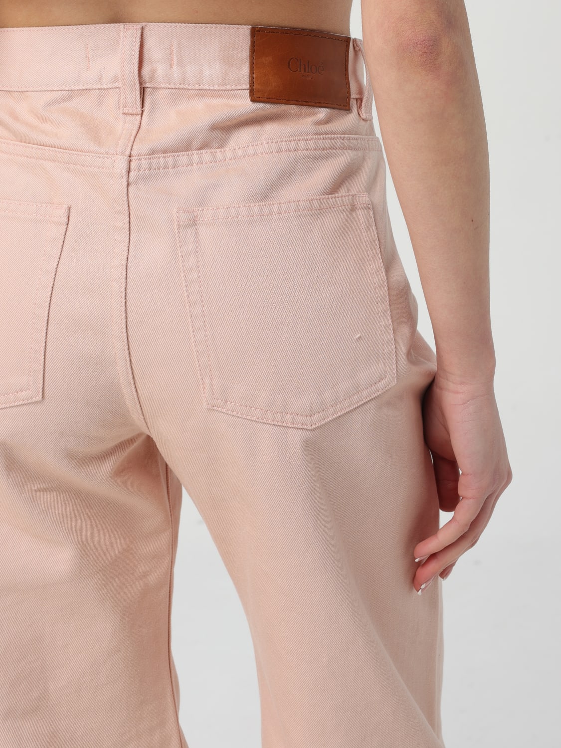 CHLOÉ: Jeans woman - Pink | Chloé jeans CH25UDP03252 online