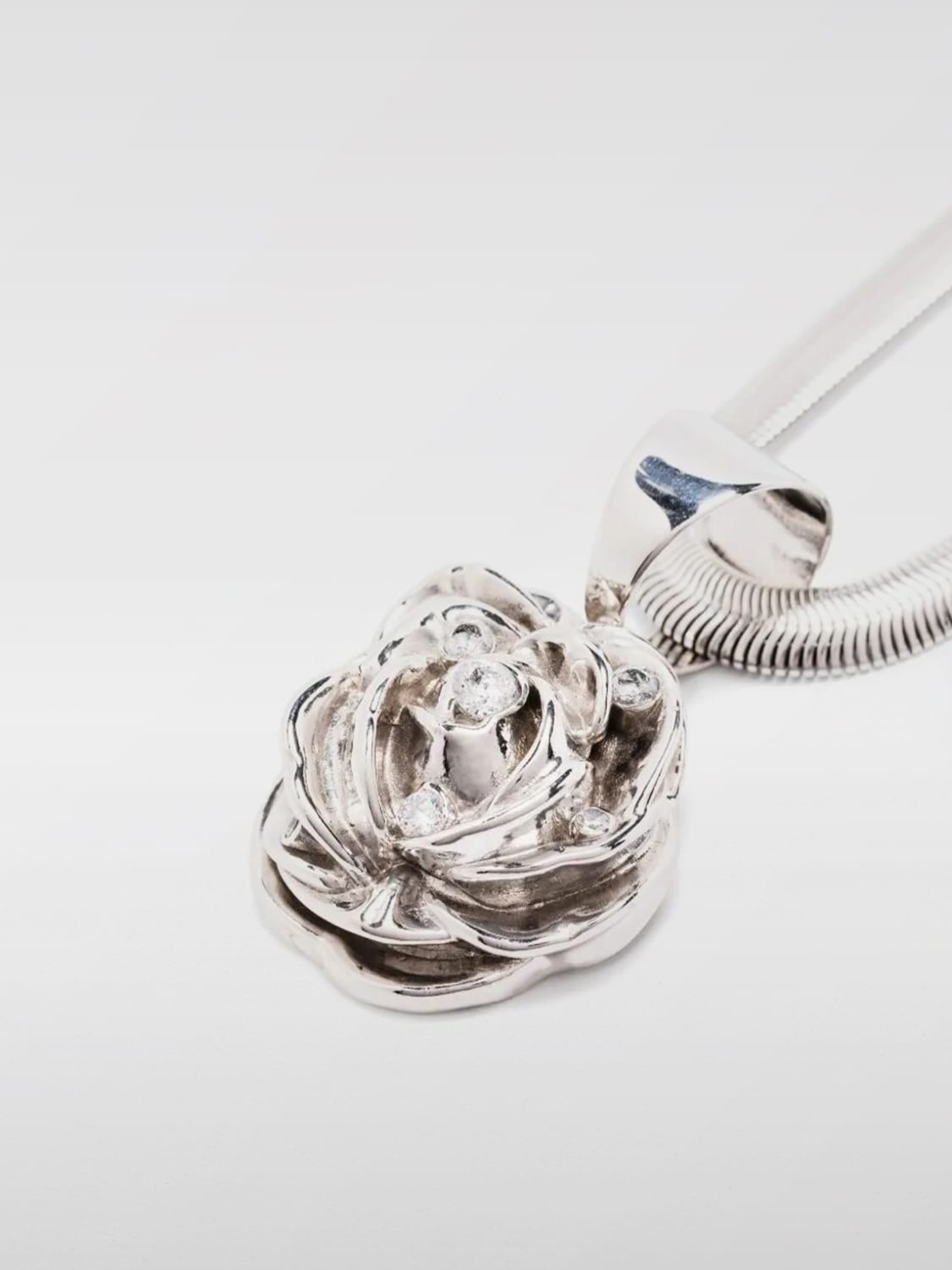 MAGDA BUTRYM GIOIELLO: Collana Magda Butrym in ottone con ciondolo a fiore e strass , Silver - Img 3