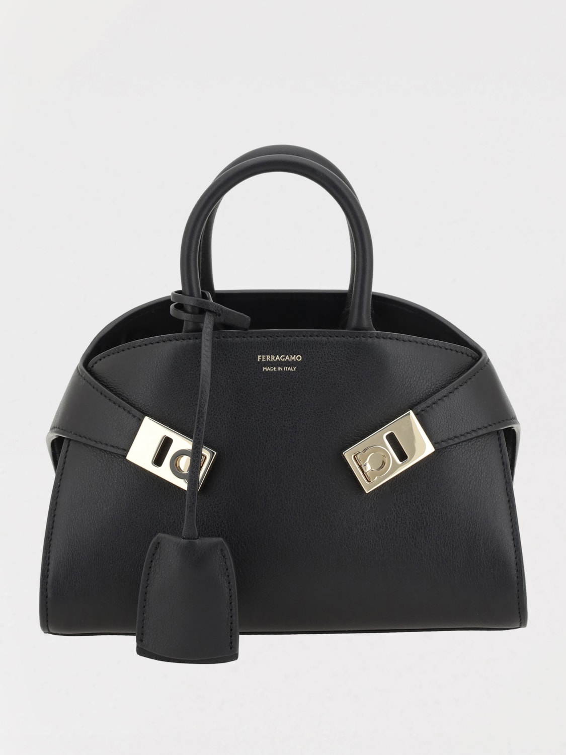 Salvatore Ferragamo｜ (215975 768853) Hug handbag (XS) - Women | Ferragamo