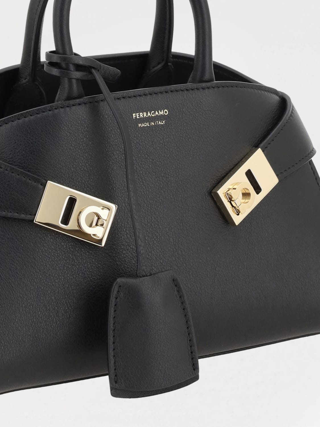 FERRAGAMO: Shoulder bag woman - Black | Ferragamo mini bag