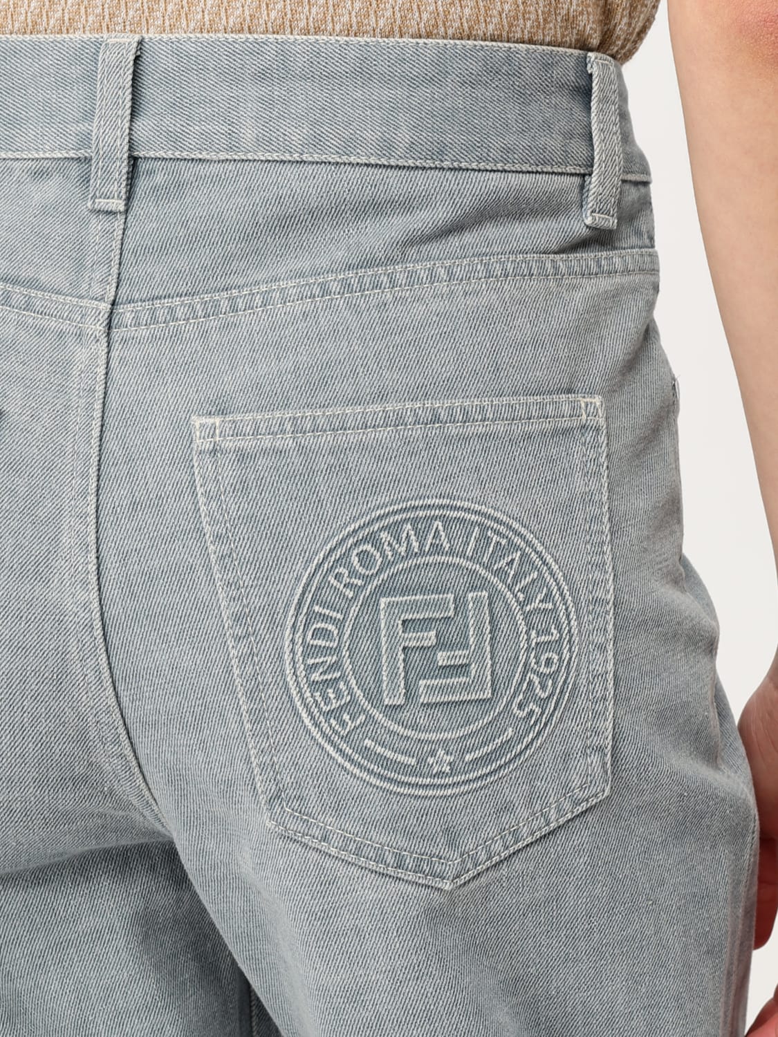 スカート FENDI Women Denim Pants FLP864 ASMBF1RX3 Grey FENDI: Jeans woman - Grey | Fendi jeans FLP864ASMB online at