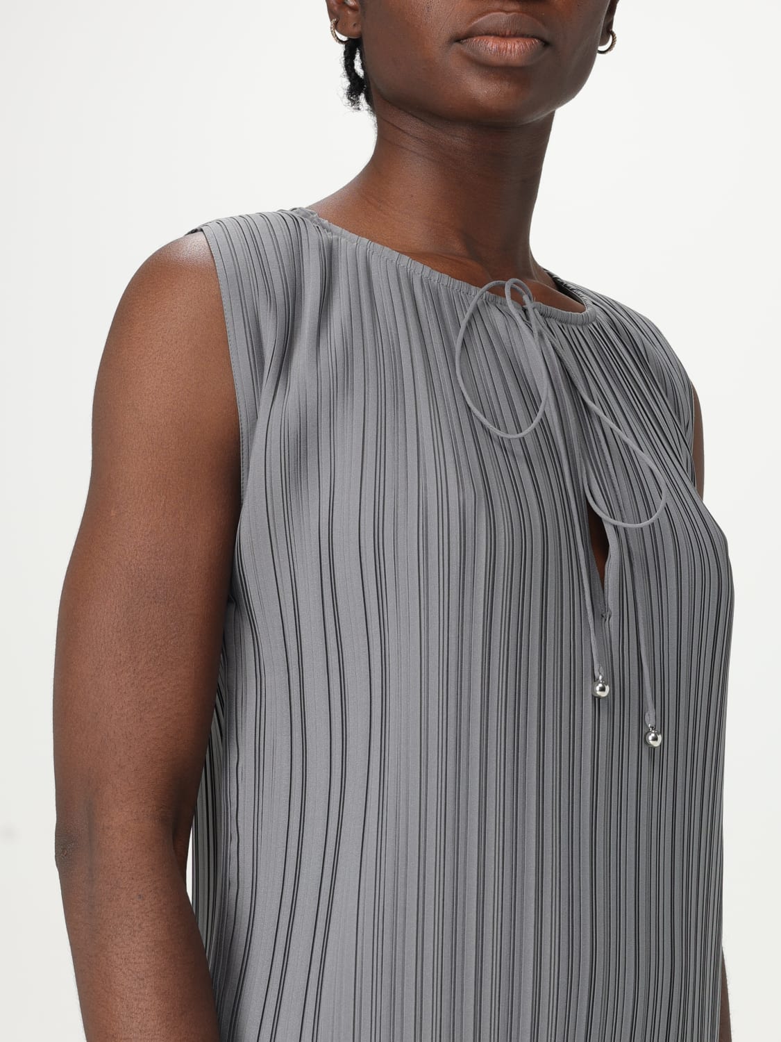 LANVIN TOP E BLUSE: Top plissettato Lanvin in crêpe, Acciaio - Img 5