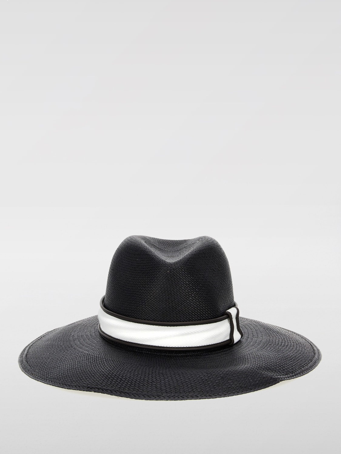 BRUNELLO CUCINELLI CAPPELLO: Cappello Fedora Brunello Cucinelli in rafia con fettuccia e monile , Nero - Img 1