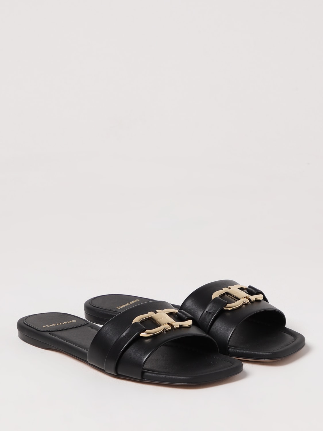 FERRAGAMO HEELED SANDAL: Flat sandals woman Ferragamo, Black - Img 2