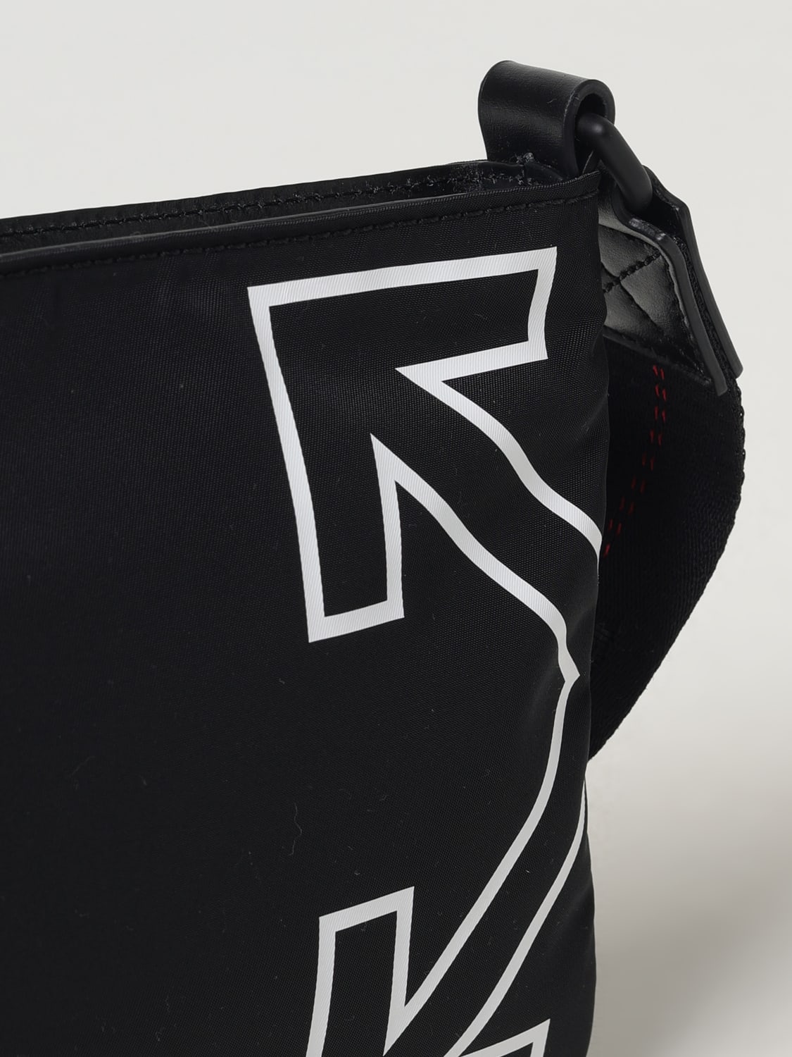 ショルダーバッグ Off-White Men Shoulder bag Black OMNQ097C99FAB001 1001 OFF-WHITE: Bags men - Black | Off-White shoulder bag