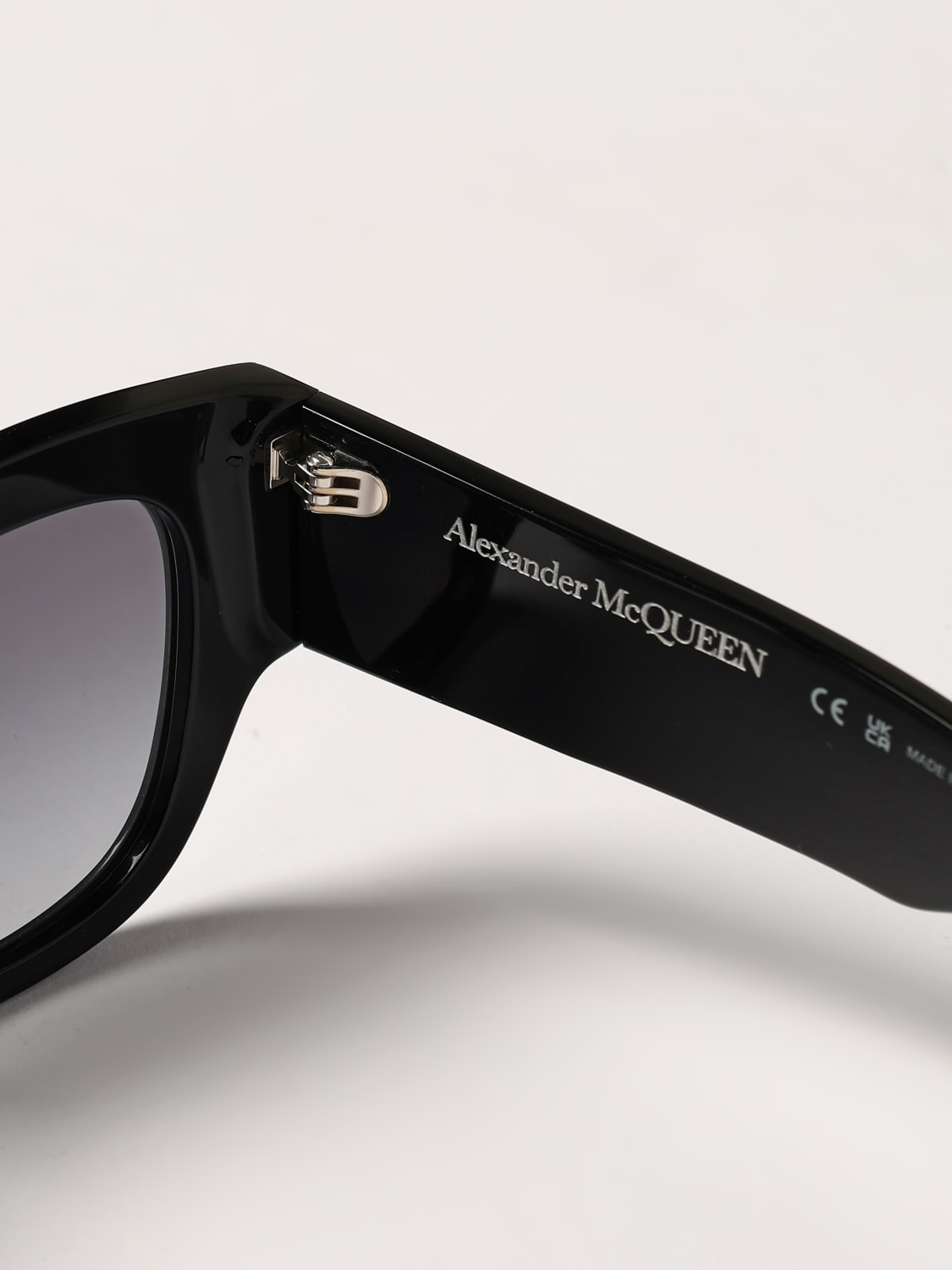 サングラス ALEXANDER MCQUEEN Woman Sunglasses Black AM0420S 001 MCQUEEN: Sunglasses woman - Black | McQueen sunglasses