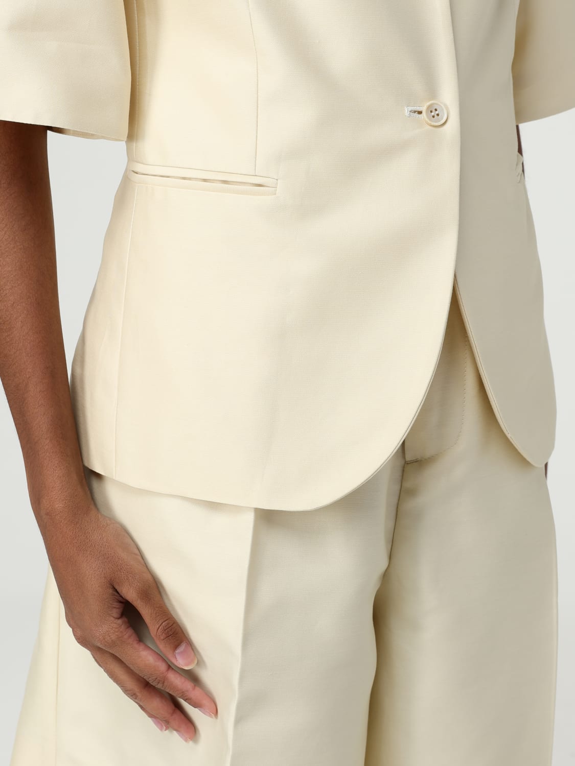アウターその他 FABIANA FILIPPI Woman Blazer White GCD275F677D787 0149 FABIANA FILIPPI: women's blazer - White | Fabiana Filippi