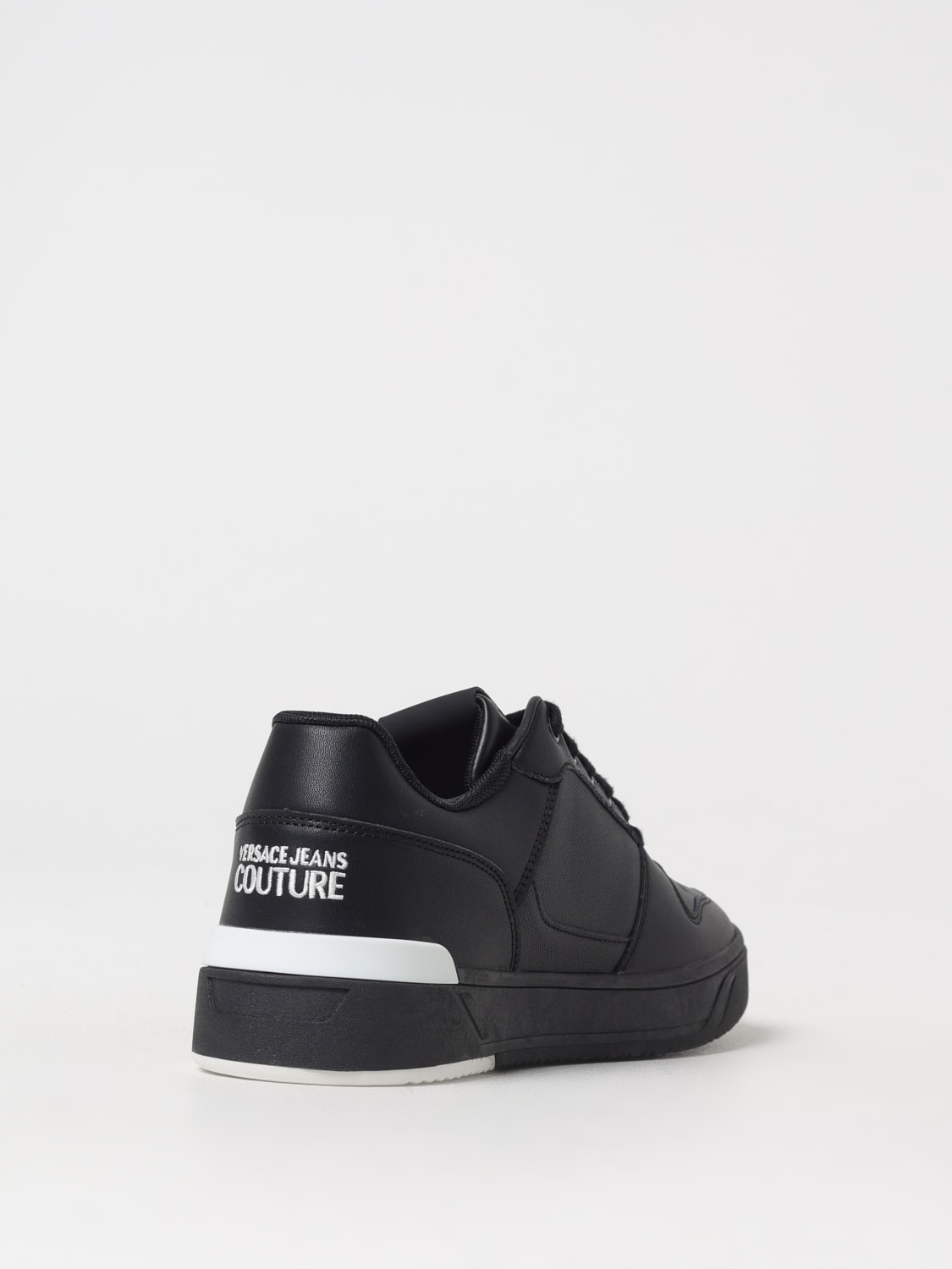 スニーカー VERSACE JEANS COUTURE Men Sneakers Black 78YA3SJ1ZPB15 899 Versace Jeans Couture logo-print Sneakers | Black | FARFETCH