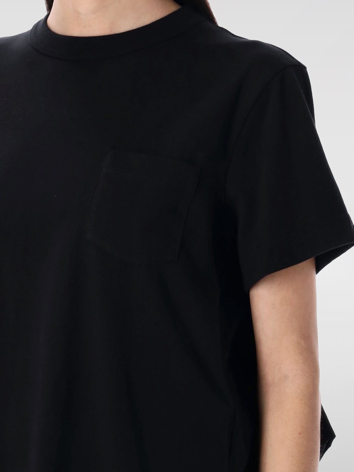SACAI: T-shirt woman - Black | Sacai t-shirt 2507915 online at