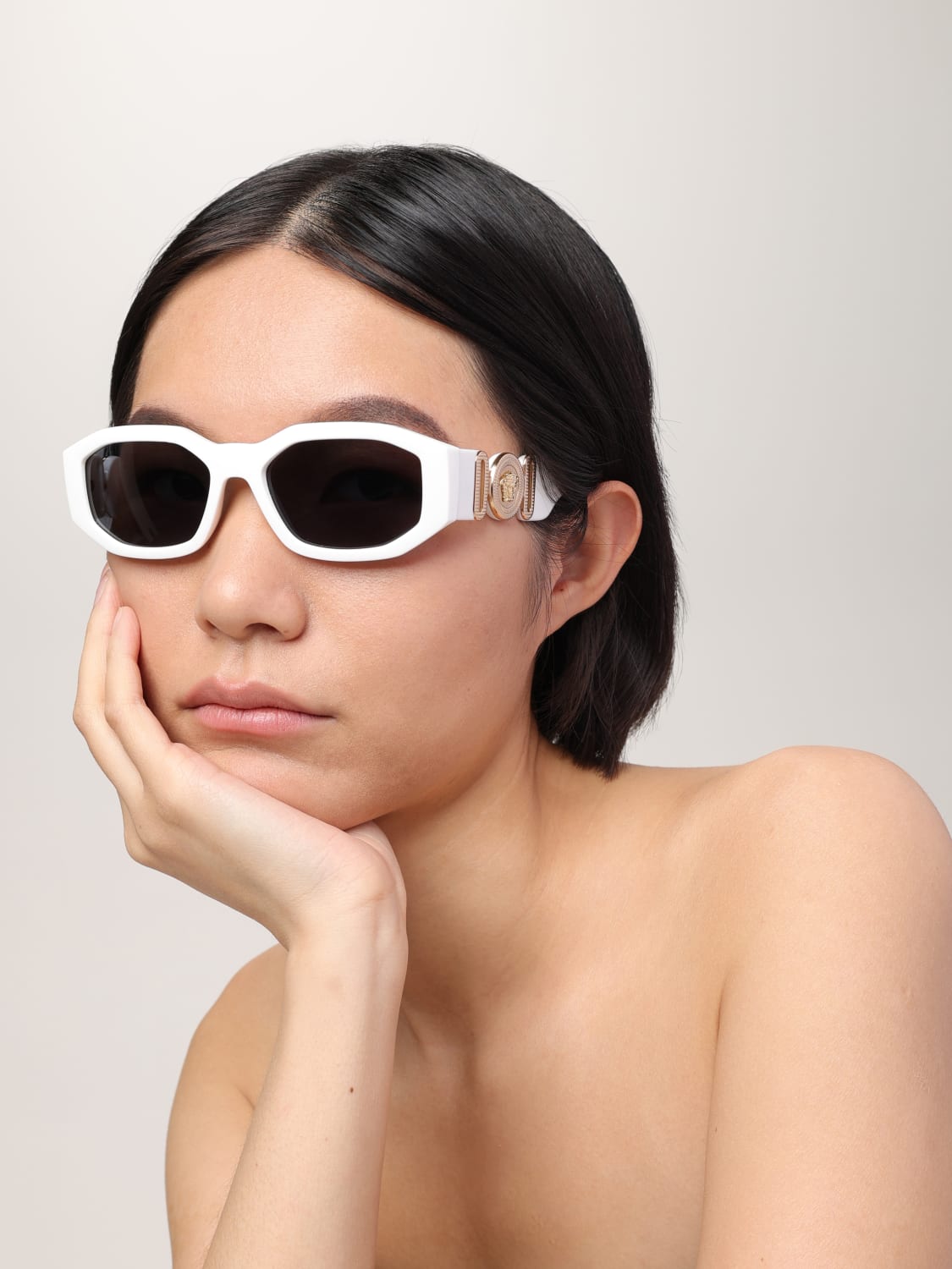 VERSACE GAFAS DE SOL: Gafas de sol mujer Versace, Blanco - Img 2