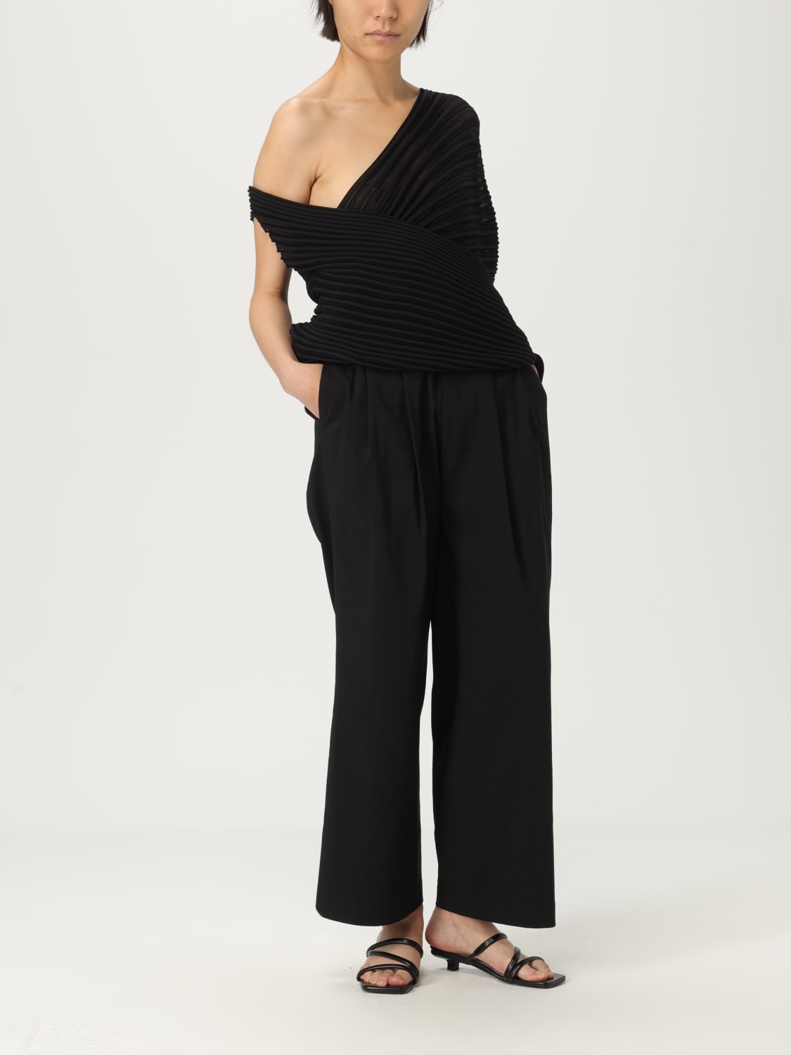 ISSEY MIYAKE PANTALONE: Pantalone in misto poliestere Issey Miyake, Nero - Img 2