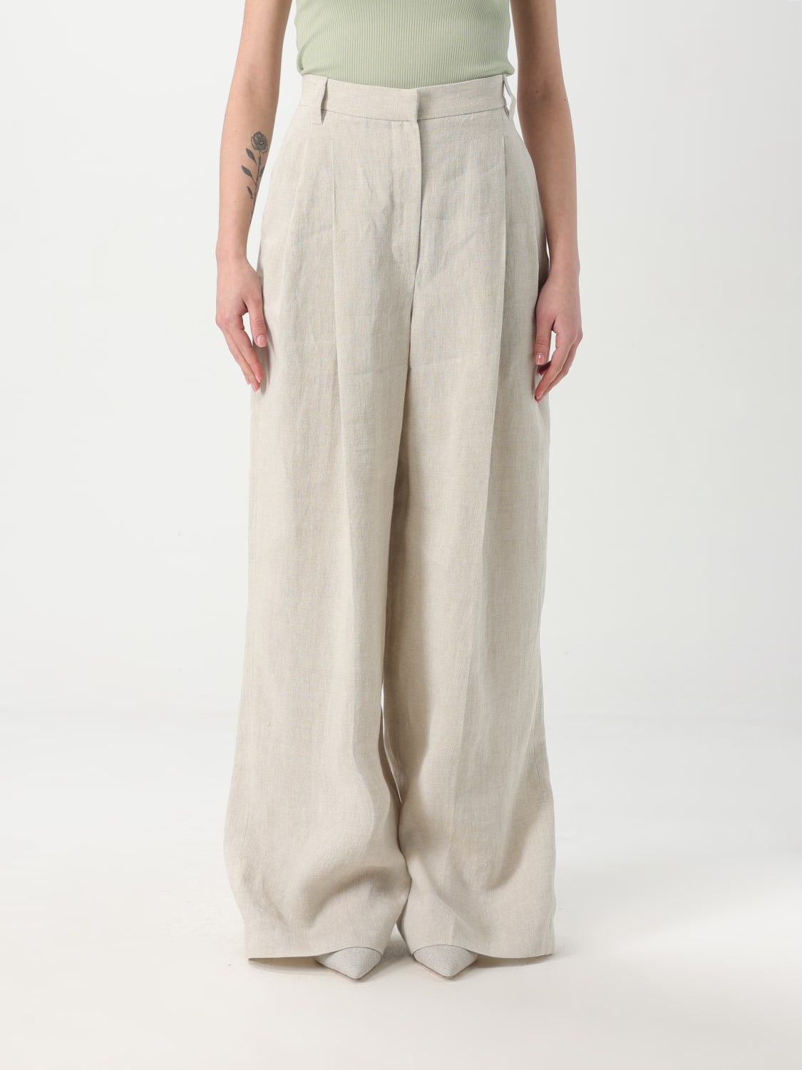 パンツ BRUNELLO CUCINELLI Woman Pants Beige MH547P8669 C169 Brunello Cucinelli Women's Pleated Pants | A.K. Rikk's