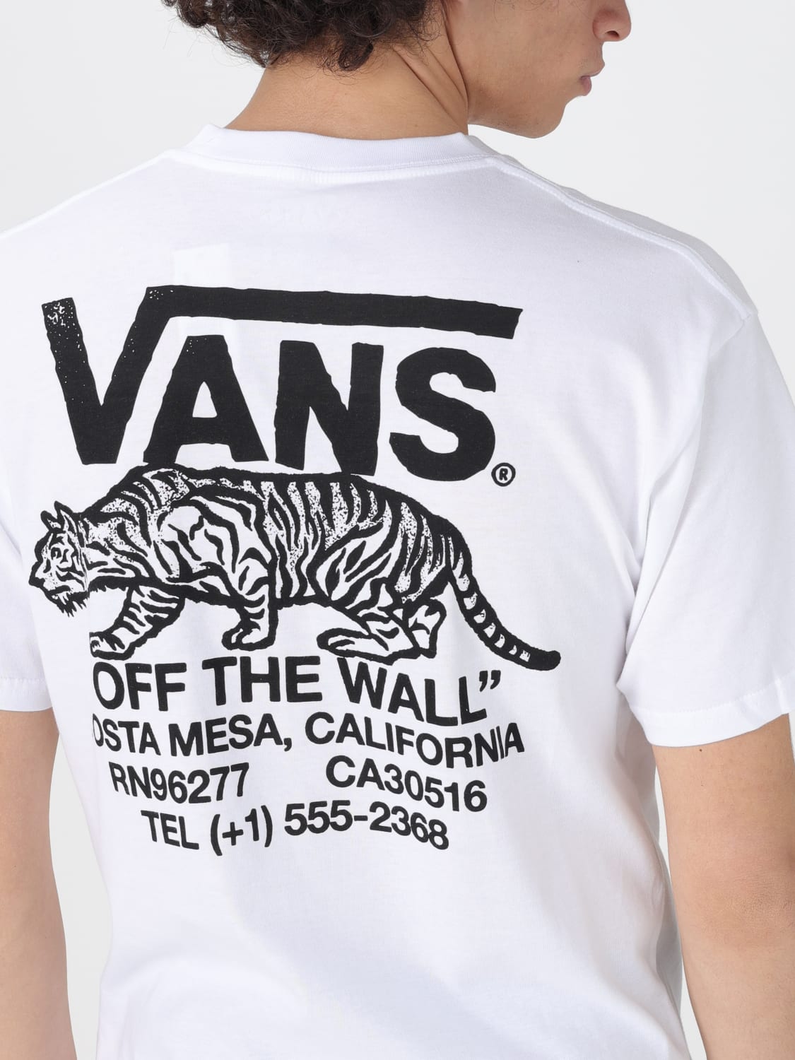 VANS: T-shirt men - White | Vans t-shirt VN000M3Y online at