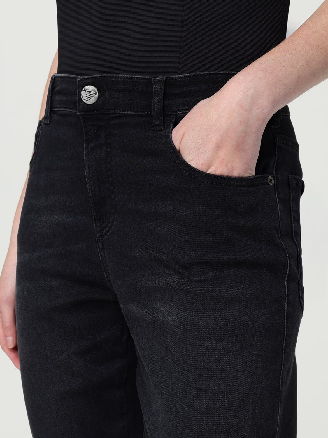 デニム・ジーパン EMPORIO ARMANI Woman Jeans Black EW001499AF12677 MC002 EMPORIO ARMANI: Jeans woman - Black | Emporio Armani jeans