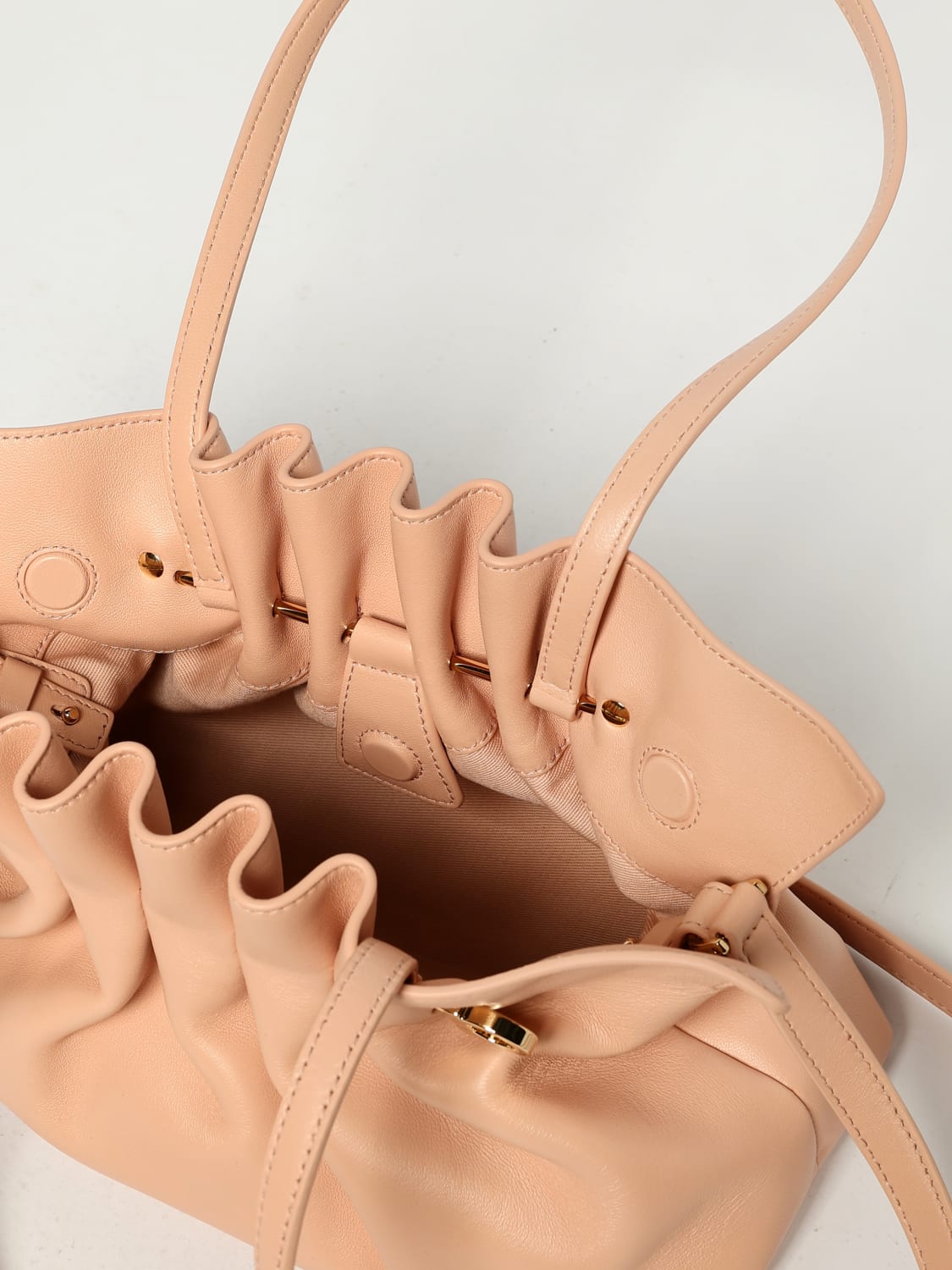 ショルダーバッグ・ポシェット FERRAGAMO Woman Shoulder bag Peach 219959 783295 002 FERRAGAMO: Shoulder bag woman - Peach | Ferragamo shoulder