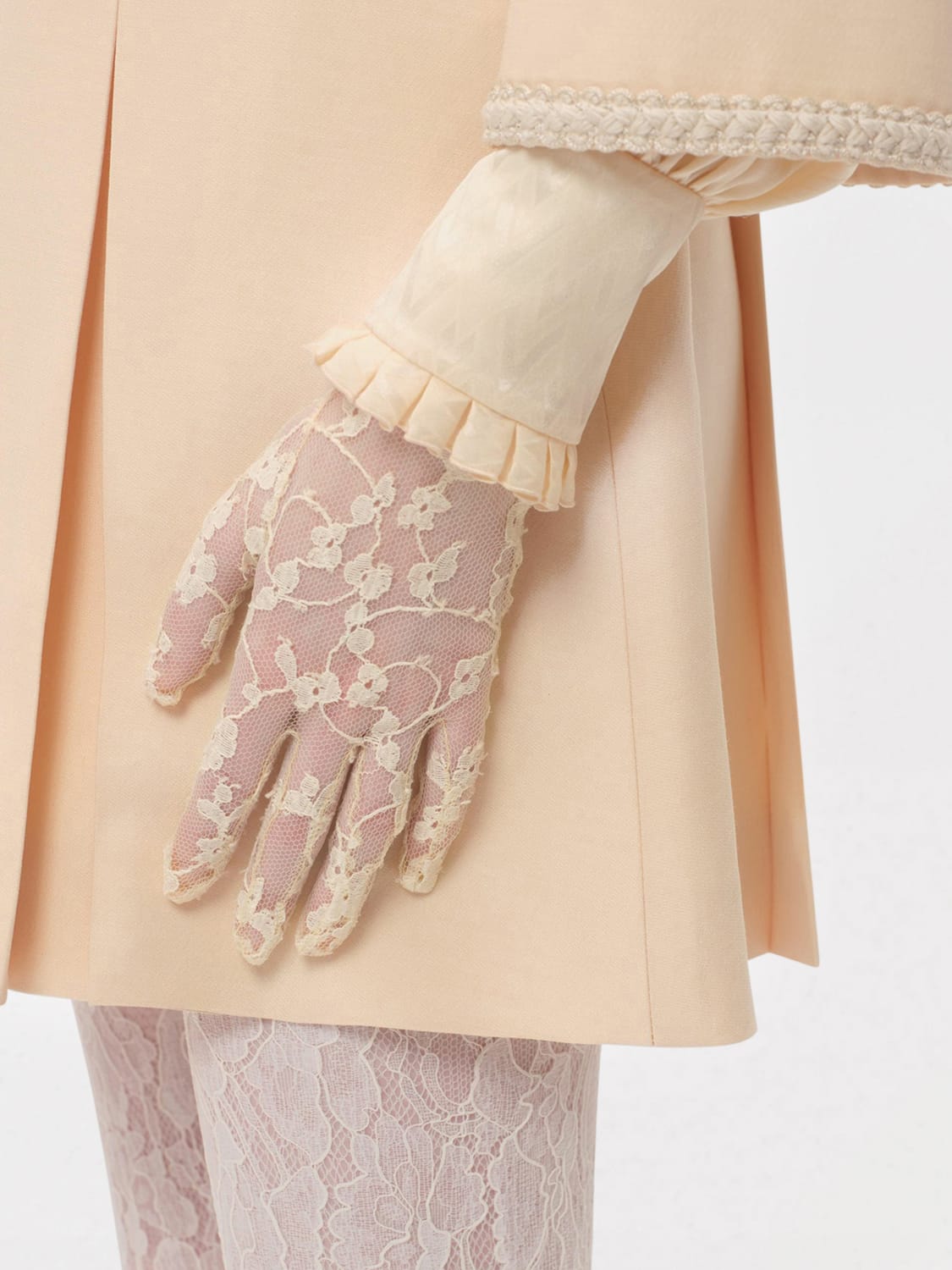 手袋 VALENTINO GARAVANI Woman Gloves Butter 6W0GD00HNDQ YBA VALENTINO GARAVANI: Gloves woman - Butter | Valentino