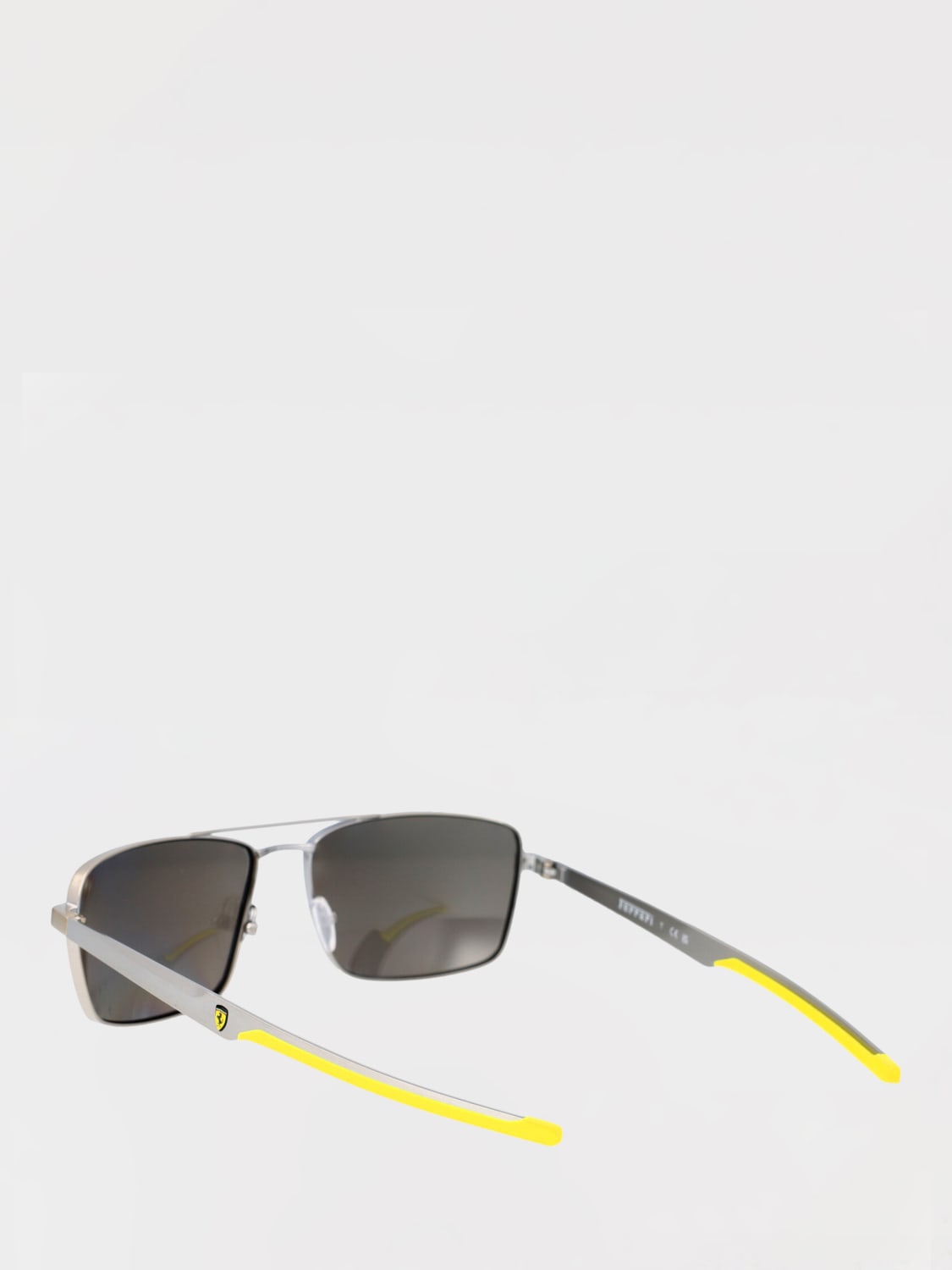 FERRARI СОЛНЦЕЗАЩИТНЫЕ ОЧКИ: Солнцезащитные очки Мужское Ferrari, Серебро - Img 3
