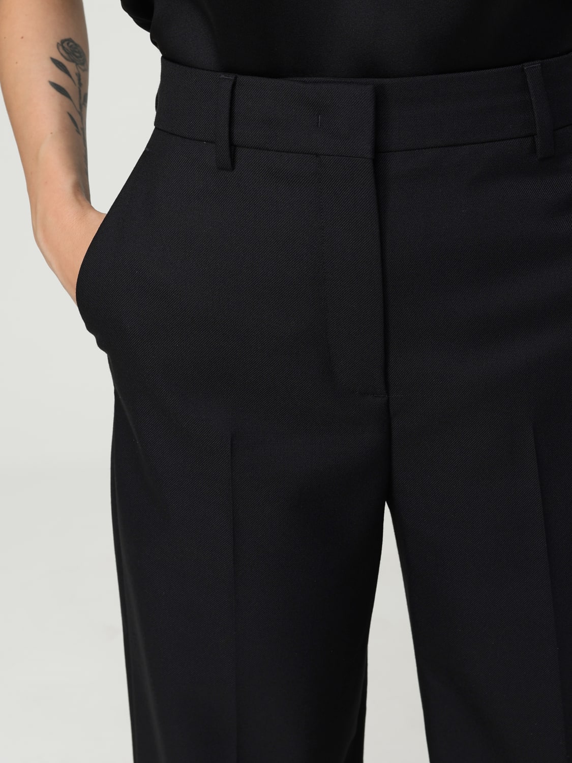 パンツ VALENTINO Woman Pants Black 6B0RB6F08VB 0NO VALENTINO: Pants woman - Black | Valentino pants 6B0RB6F08VB