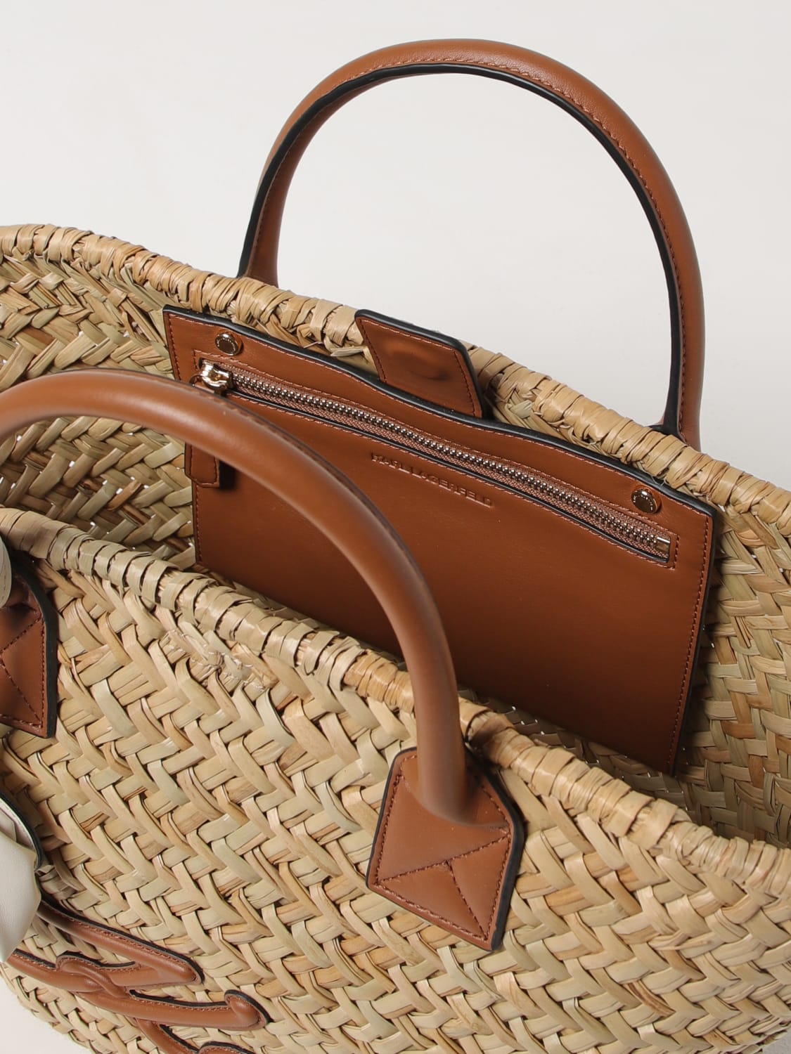 KARL LAGERFELD BORSA A MANO: Borsa K-Signature Karl Lagerfeld in rafia intrecciata e pelle sintetica, Naturale - Img 4