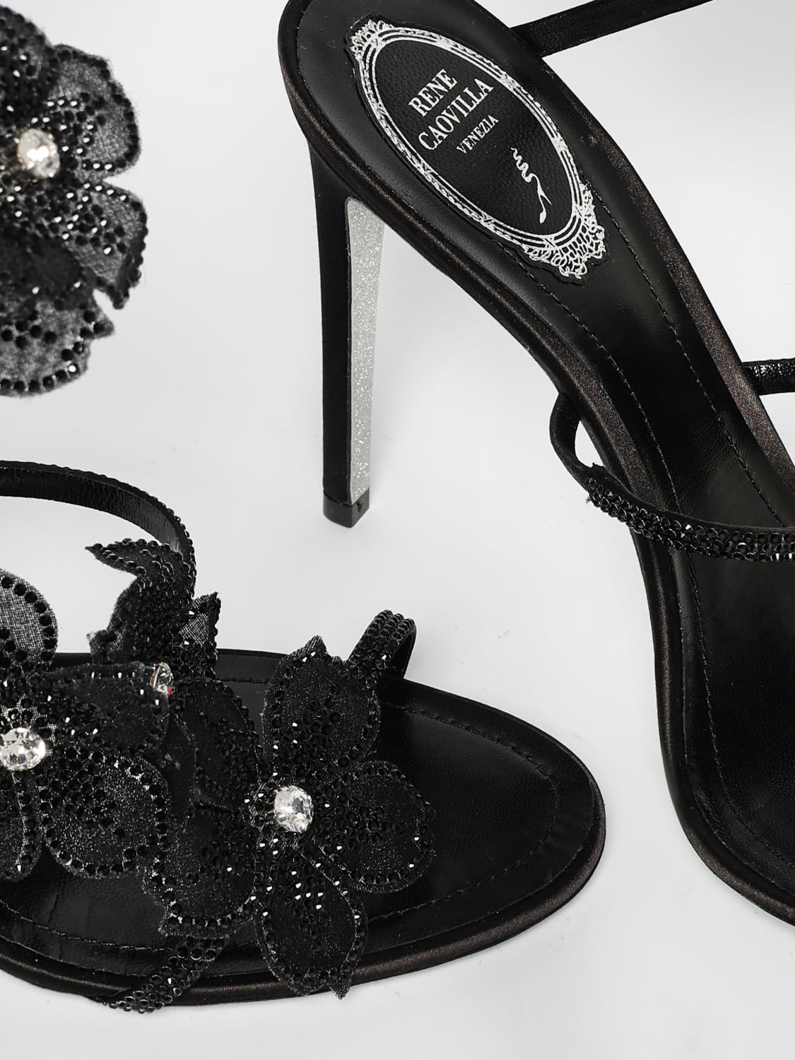 RENE CAOVILLA: Flat sandals woman - Black | Rene Caovilla