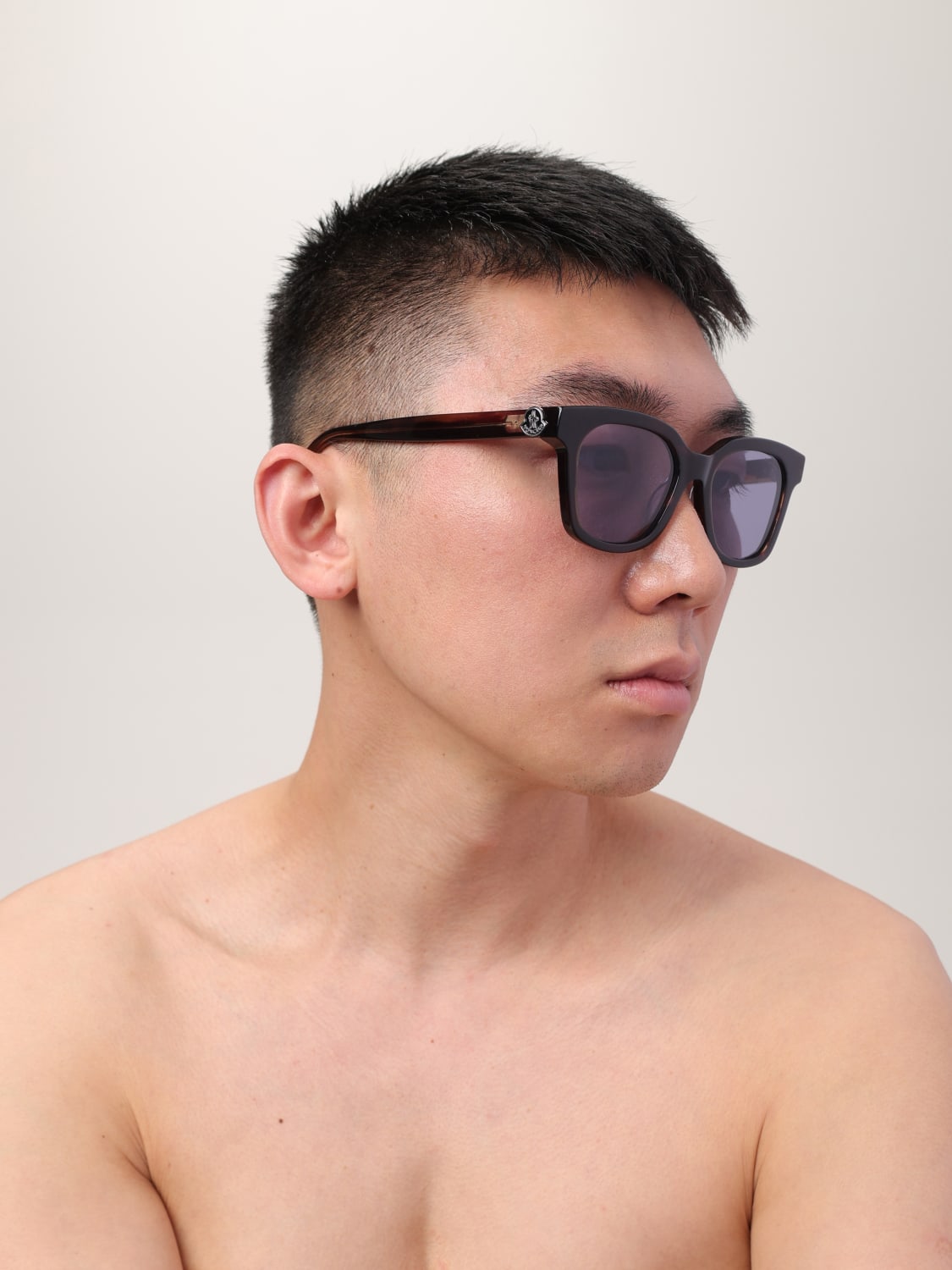 MONCLER 太阳镜: 太阳镜 男士 Moncler, 黑色 - Img 2