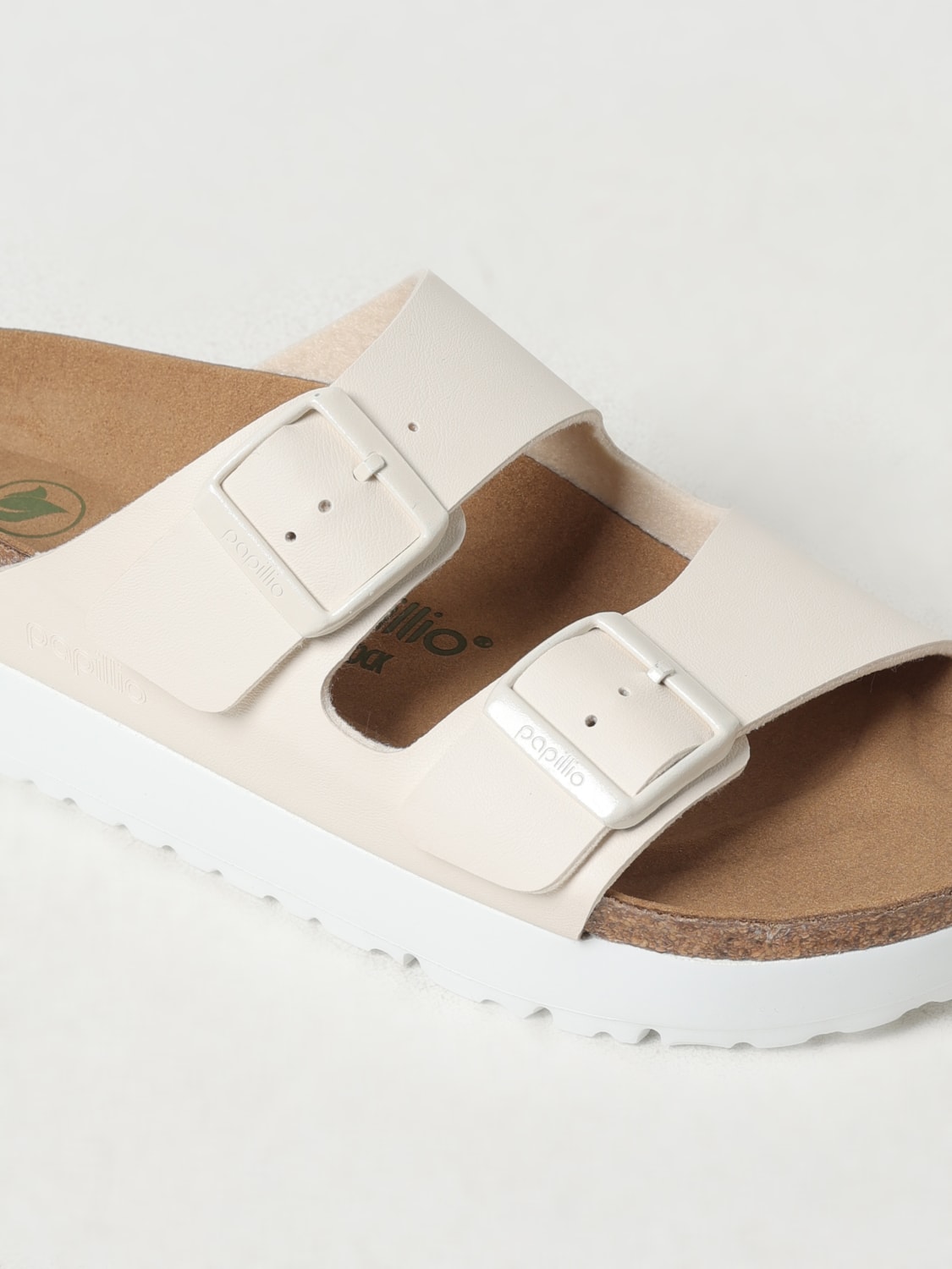 シューズ・サンダルその他 BIRKENSTOCK Woman Flat sandals White 1029127 BIRKENSTOCK: Shoes woman - White | Birkenstock flat sandals