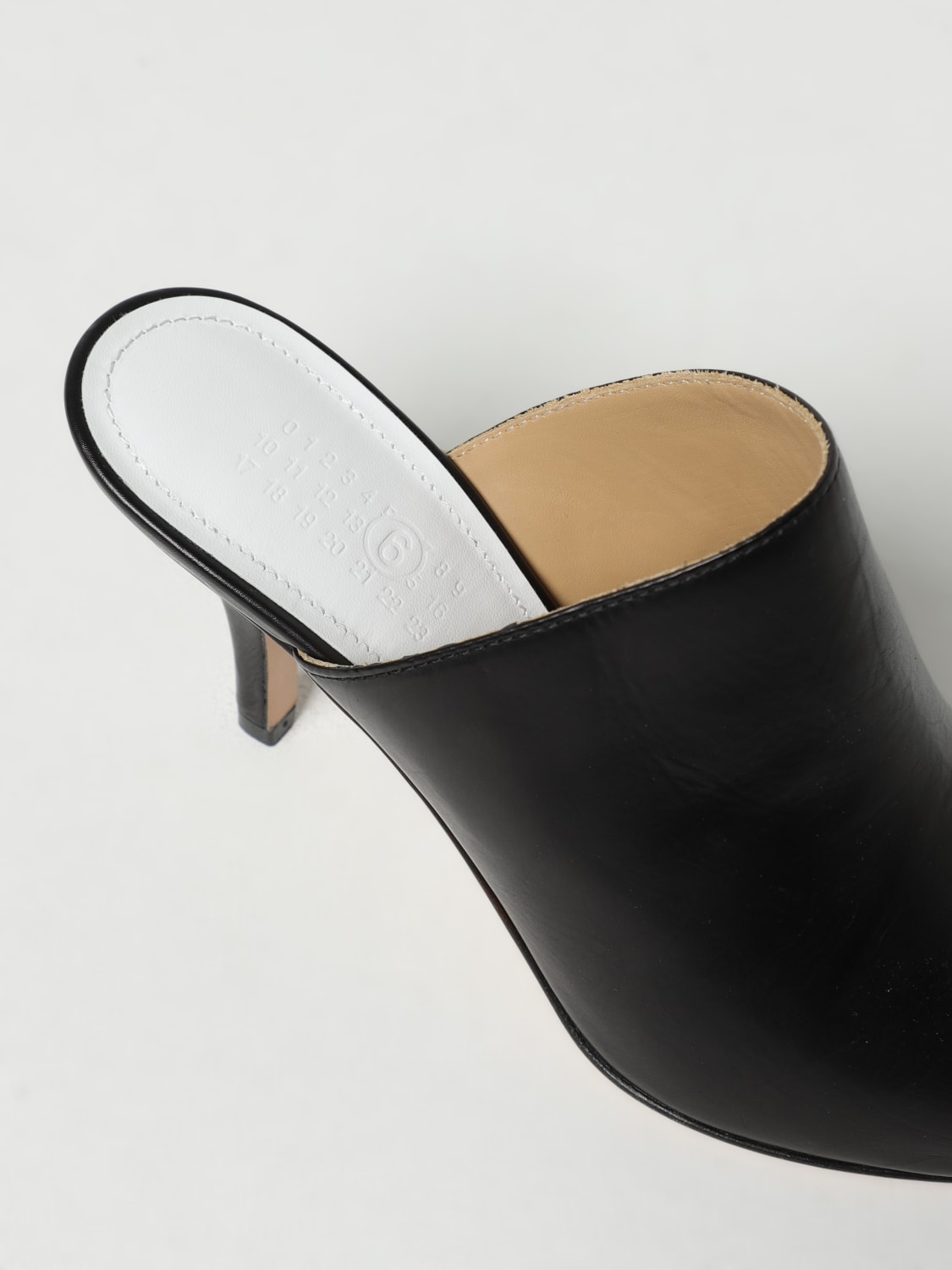 MM6 MAISON MARGIELA：シューズ レディース - ブラック | GIGLIO