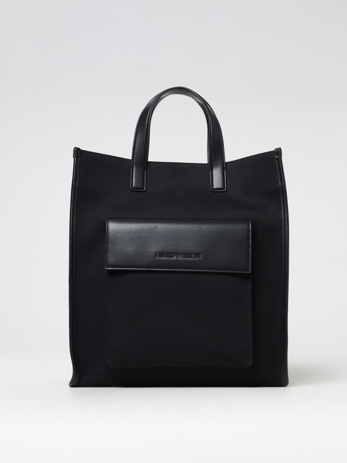 ショルダーバッグ EMPORIO ARMANI Men Shoulder bag Black EM001199AF13809 UC001 EMPORIO ARMANI: Bags men - Black | Emporio Armani shoulder