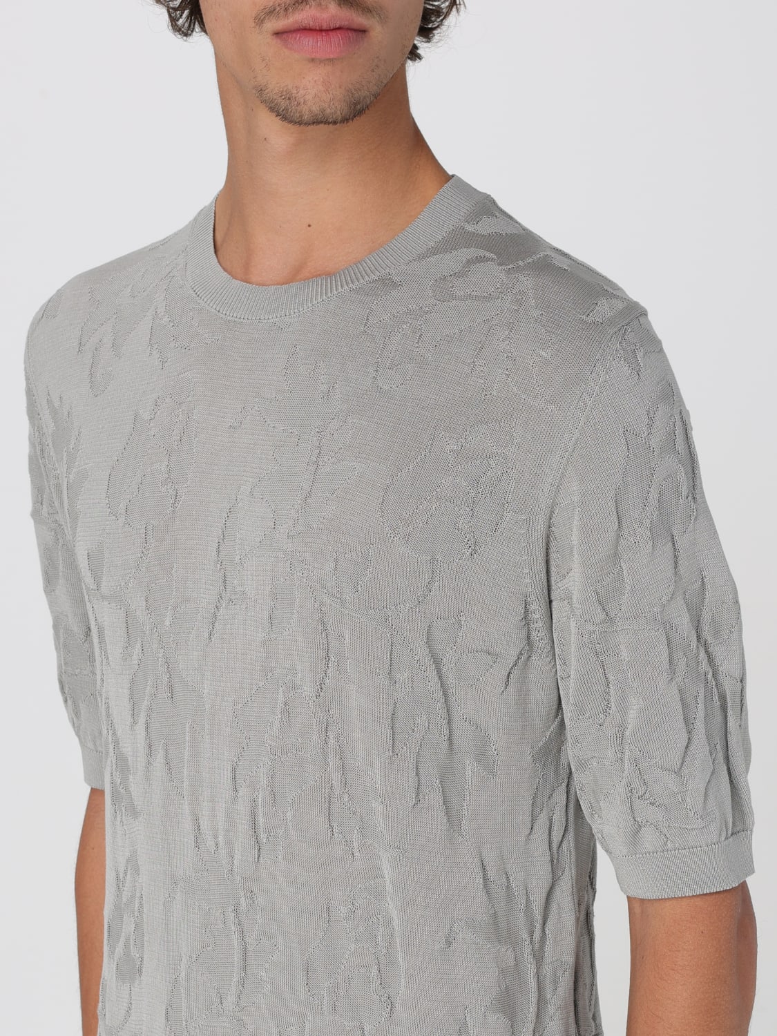 Tシャツ・カットソー TAGLIATORE Men T-shirt Grey LUKAPWE2502 PIOMBO TAGLIATORE: T-shirt men - Grey | Tagliatore sweater